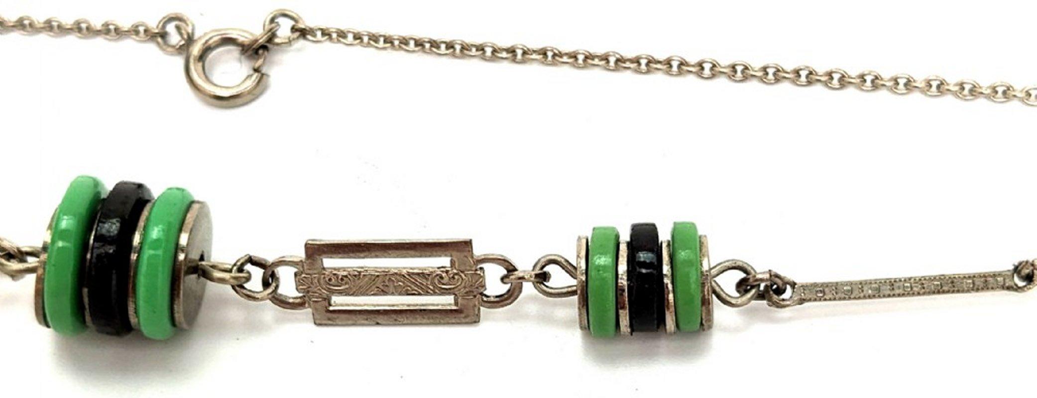 Collana in bachelite Art Déco di Jacob Bengel, 1930 ca. in vendita 1