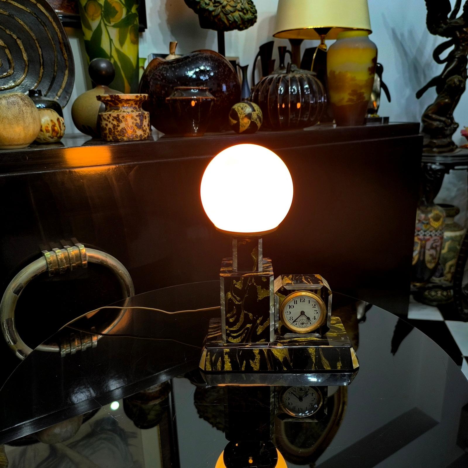Art déco Art Deco Bakelite Skyscraper Alarm Table Clock and Lamp by Bayard France 1930s en vente