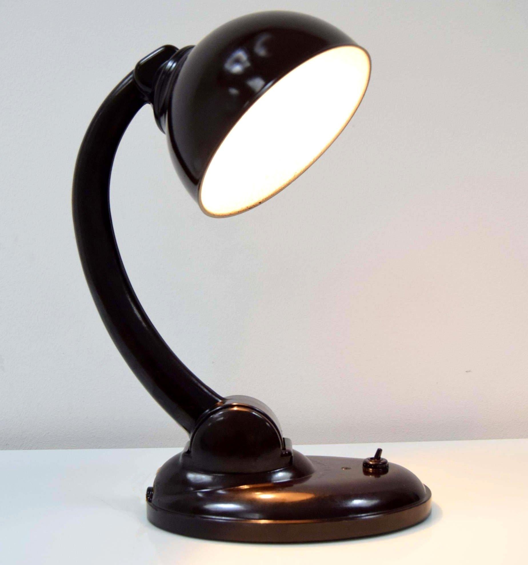 Art Deco Bakelite Streamline Desk Lamp by E. Cole, c1930 For Sale 3