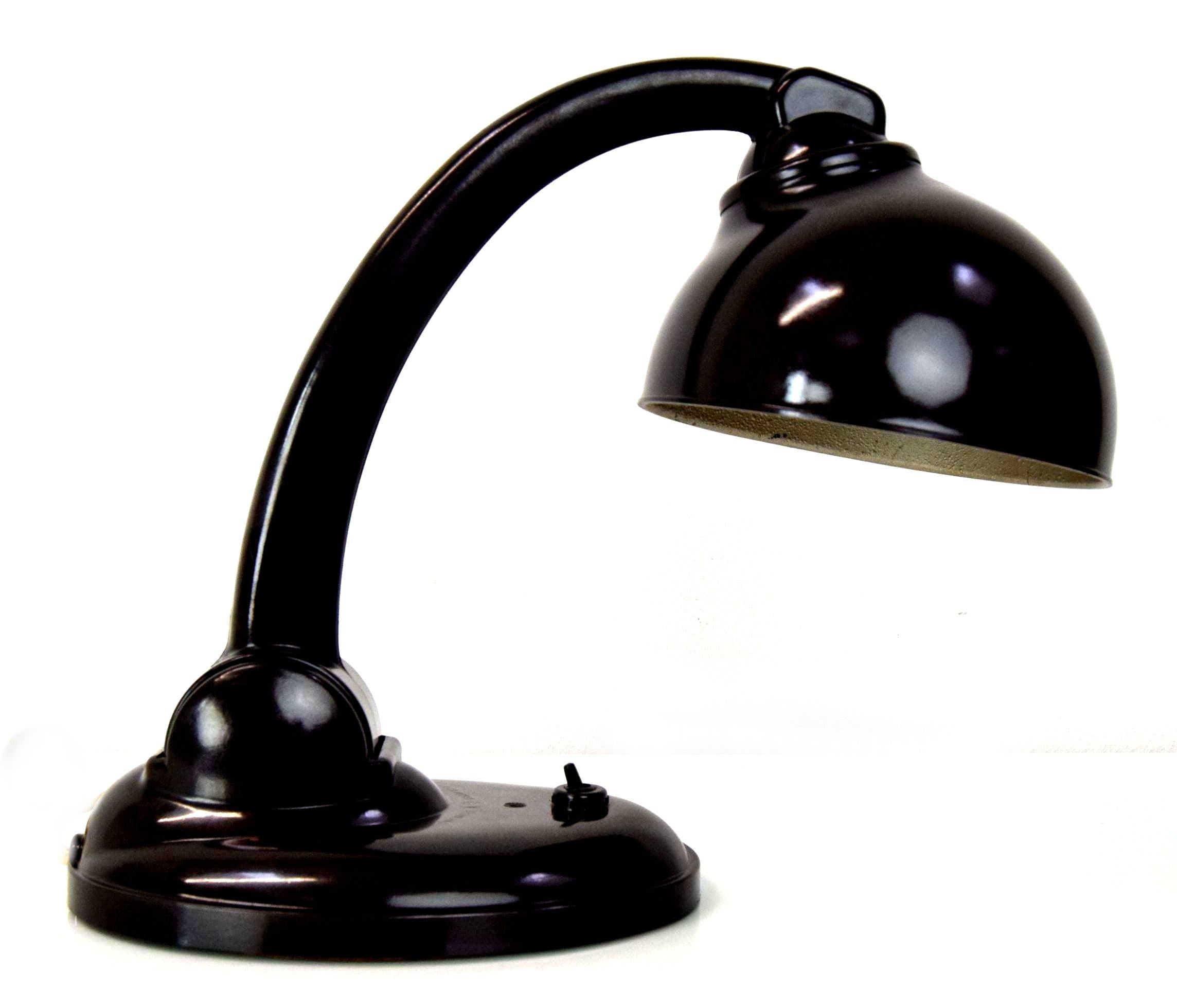 Art Deco Bakelite Streamline Desk Lamp by E. Cole, c1930 For Sale 4