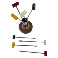 Art-Déco-Cocktail Picks in Polo- Mallet-Form mit Bakelit-Platte und geschmiedeten Techniken