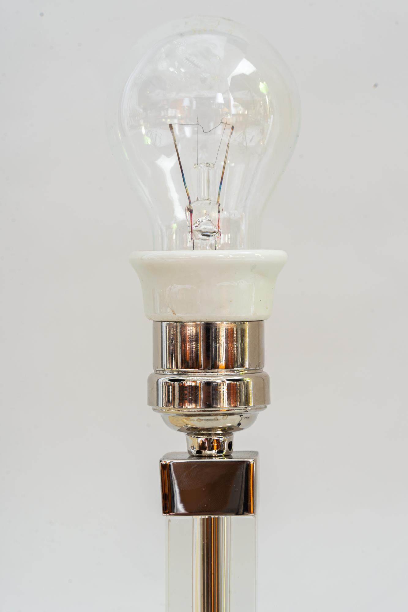 Art-déco-Tischlampe aus Baklowits-Glas mit Stoffschirm Wien um 1920 im Angebot 10