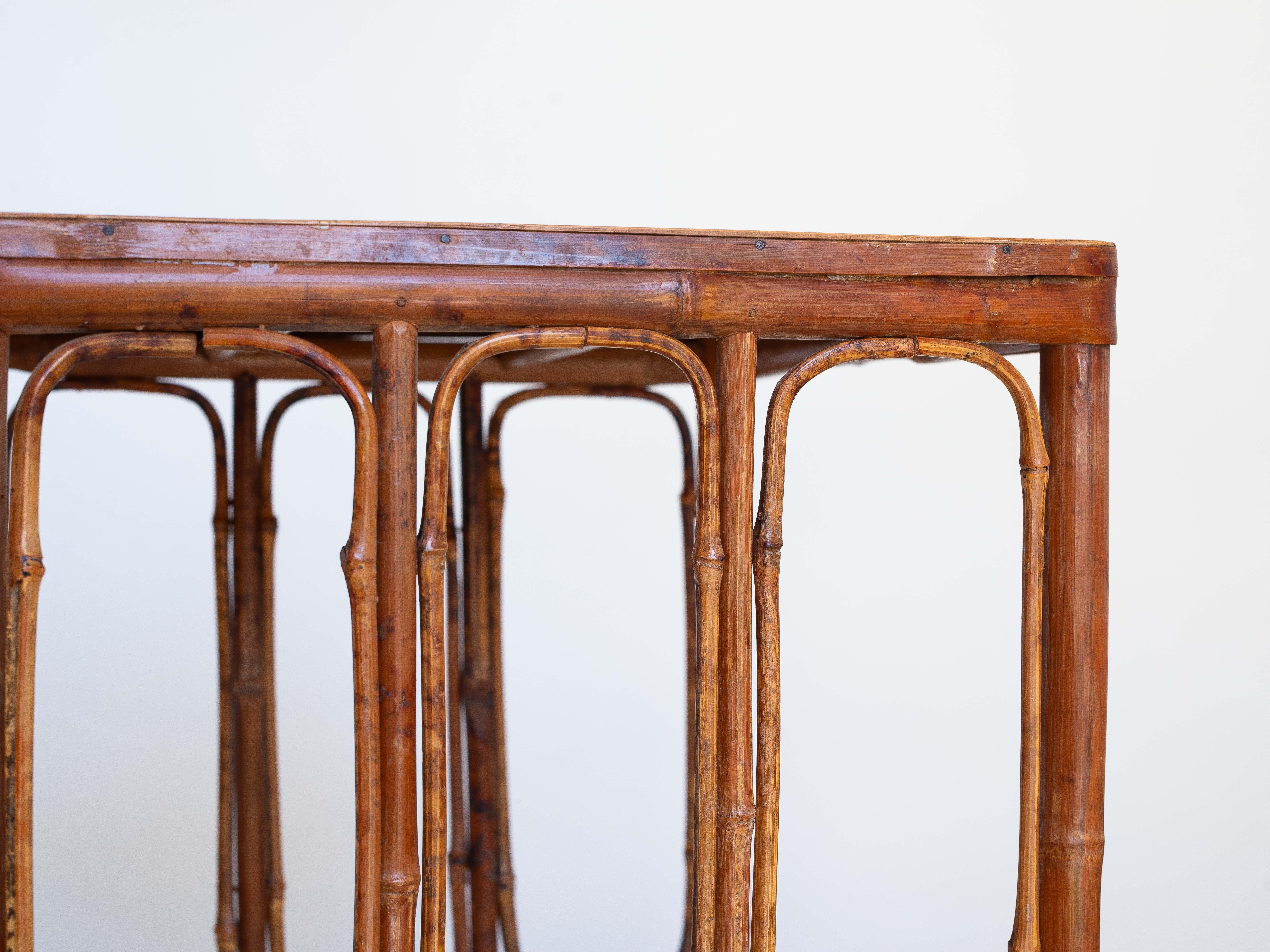 Table d'appoint en bambou Art Déco - Plateau incrusté de marqueterie - Circa 1930 en vente 5