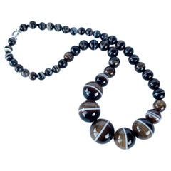 Art Deco Banded Agate Beaded Necklace