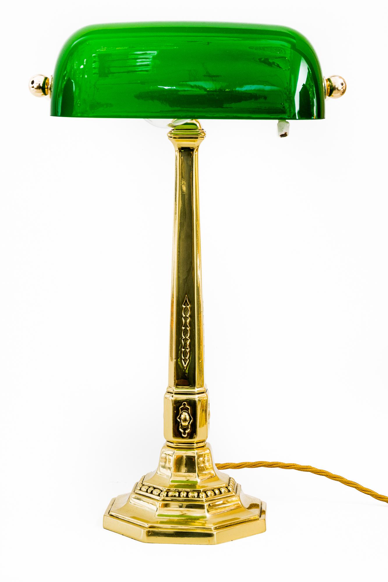 Art Deco banker lamp Vienna, around 1920s
Polished and stove enameled.