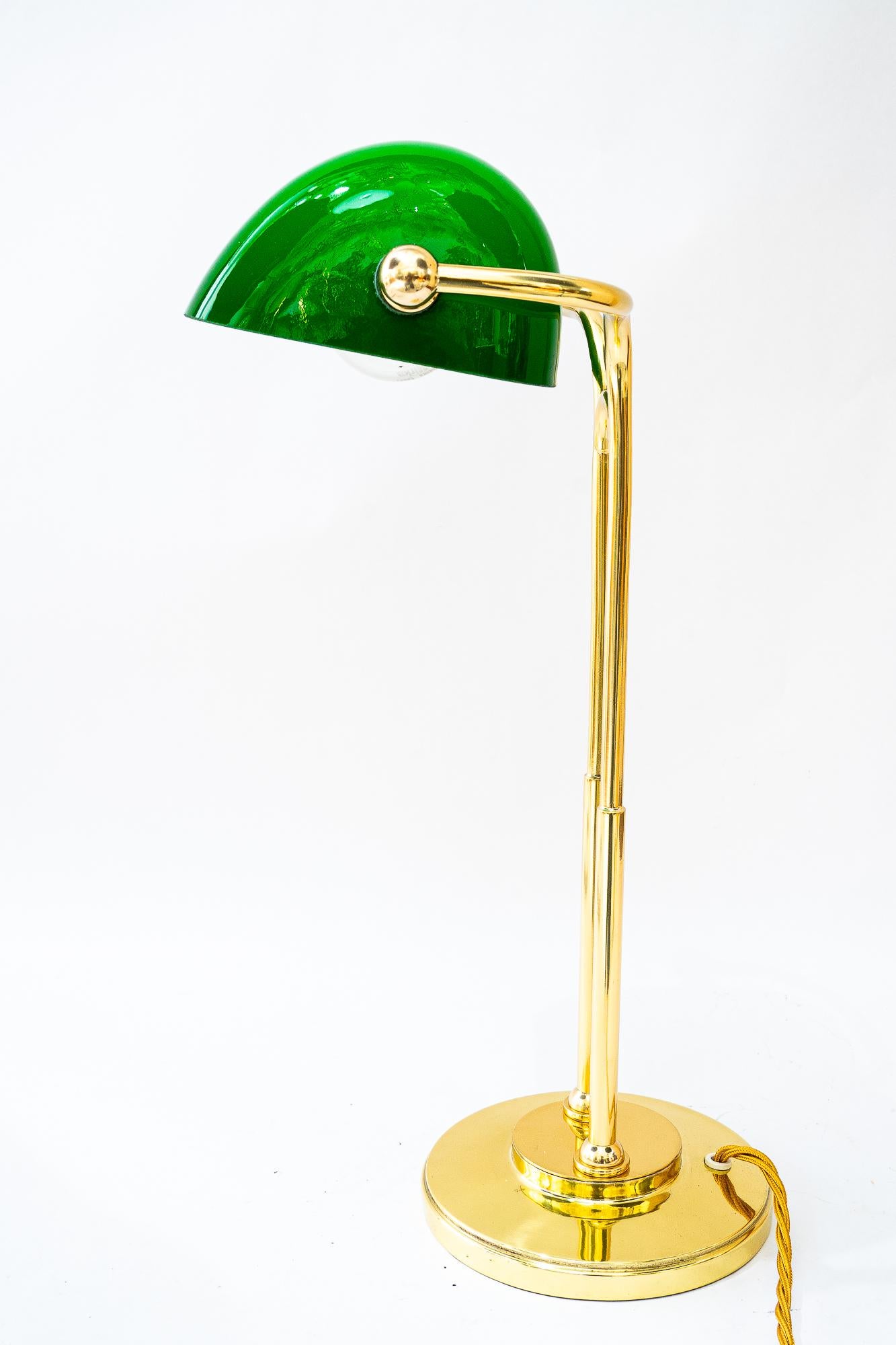 Art Deco Banker Lampe Wien um 1920er Jahre (Frühes 20. Jahrhundert) im Angebot