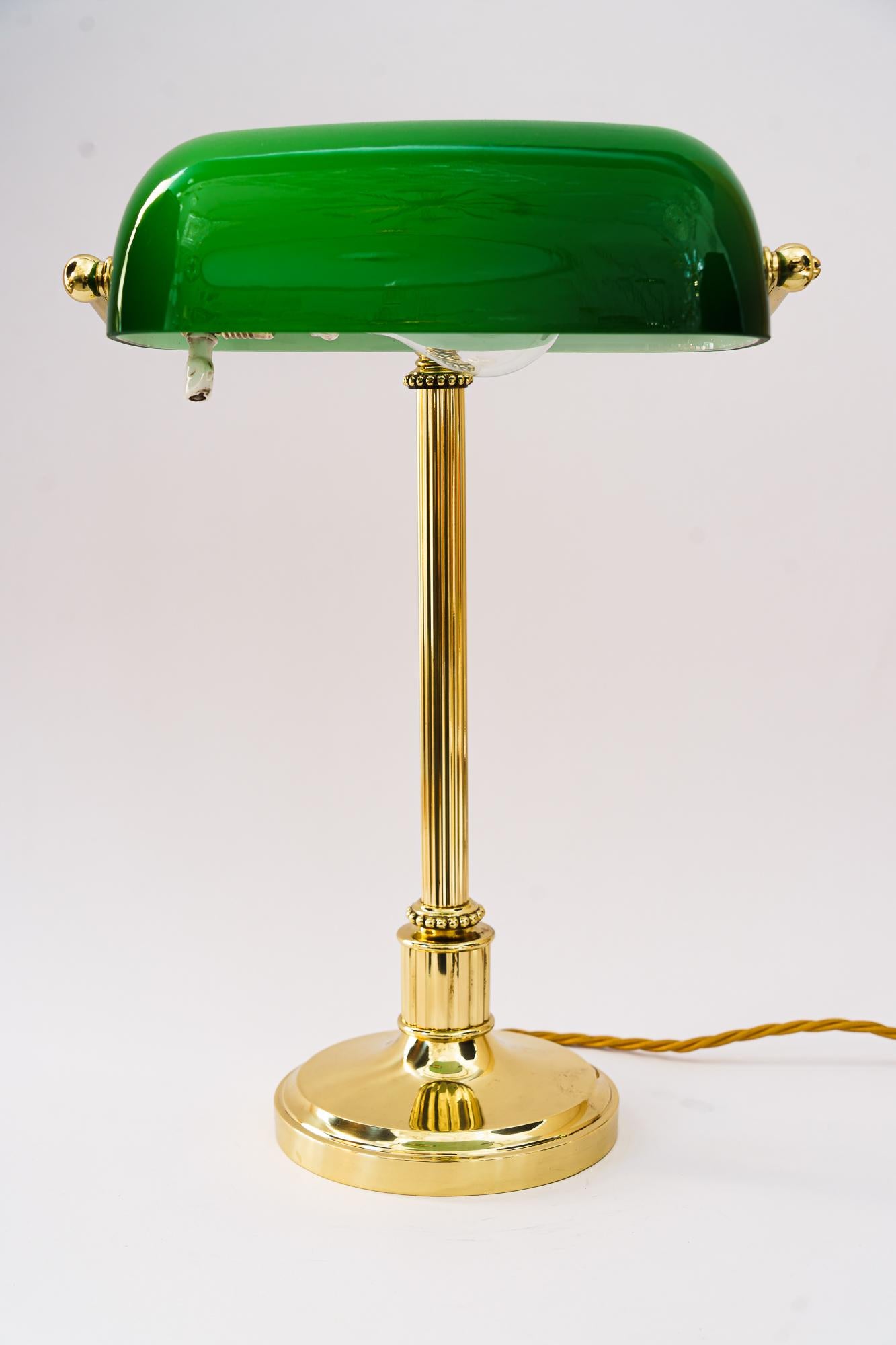Art Deco Banker Lamp with Green Glass Shade, Vienna, Around 1920s 2