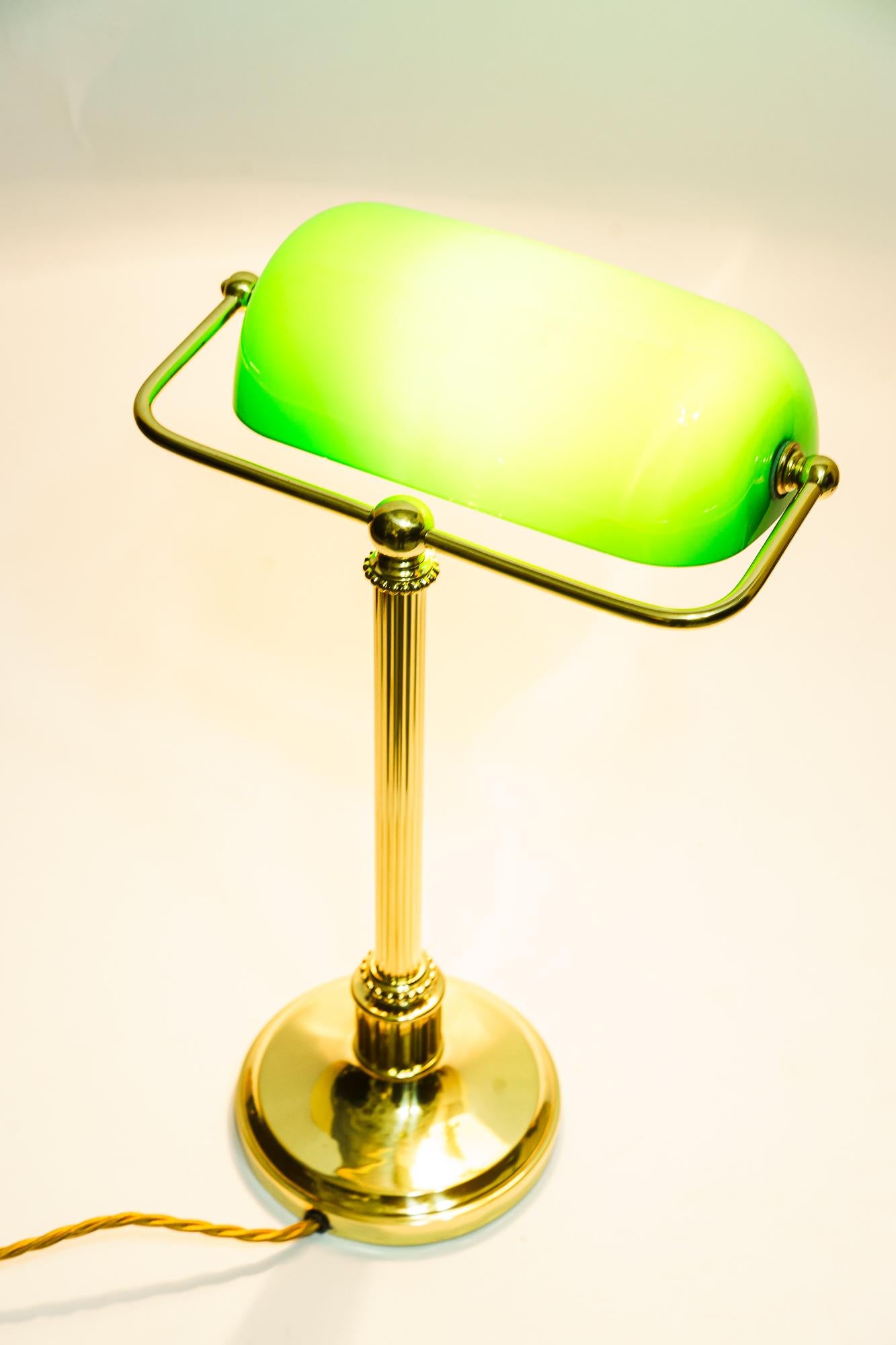 Art Deco Banker Lamp with Green Glass Shade, Vienna, Around 1920s For Sale 3