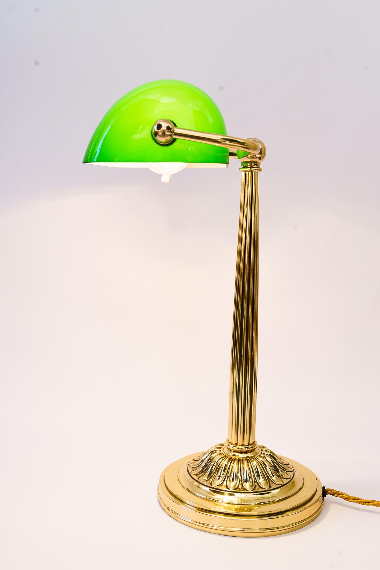 Art Deco Banker Table Lamp with Green Glass Shade Vienna Around, 1920s 5