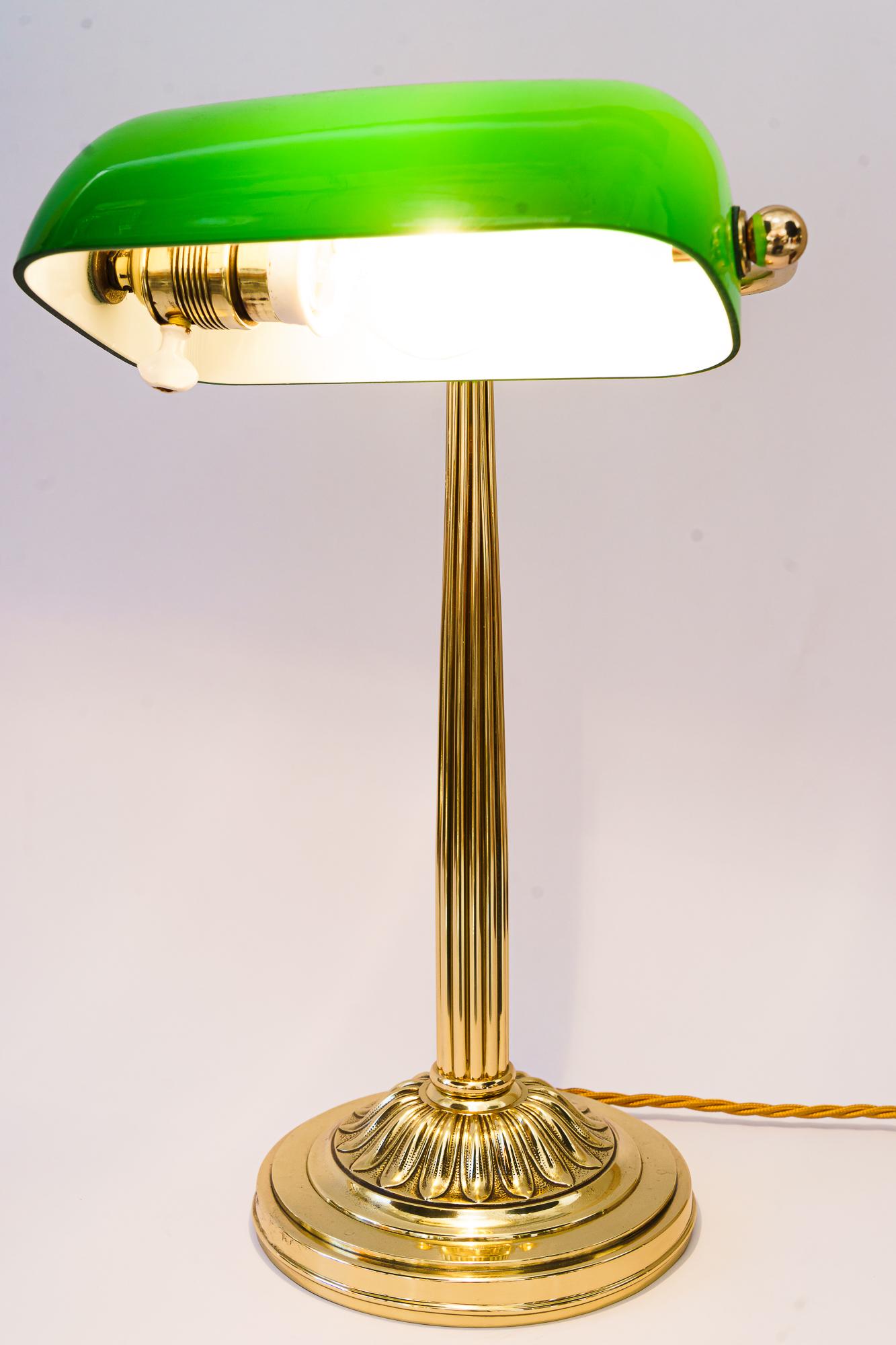 Art Deco Banker Table Lamp with Green Glass Shade Vienna Around, 1920s 6