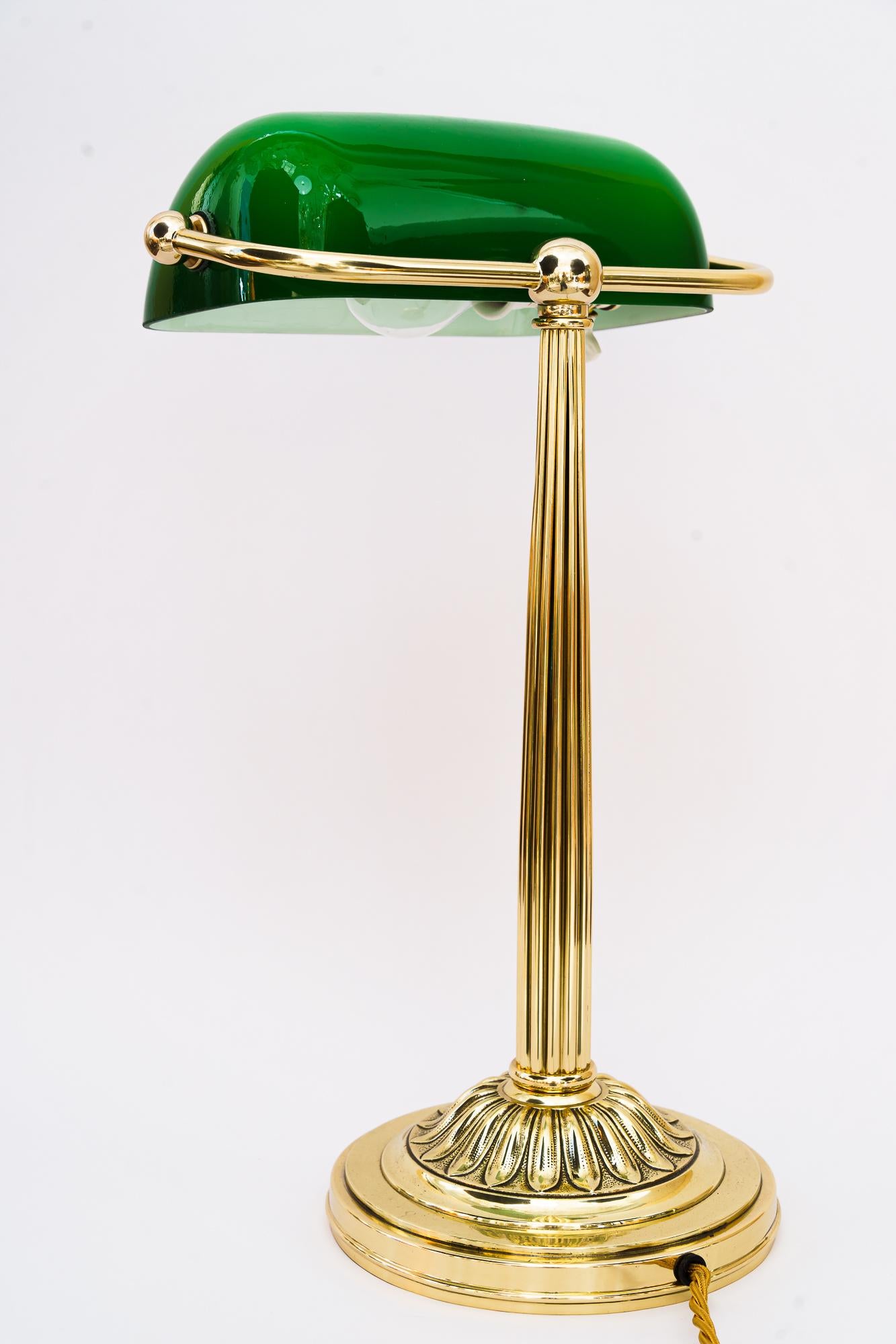 Art Deco Banker Table Lamp with Green Glass Shade Vienna Around, 1920s 1