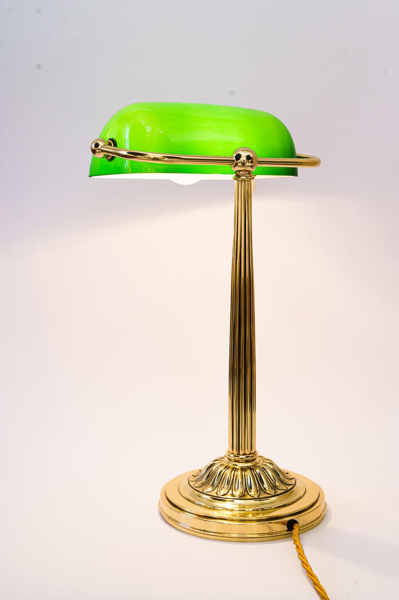 Art Deco Banker Table Lamp with Green Glass Shade Vienna Around, 1920s 2