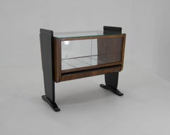 Bar Art Decó de UP Zavody, años 30, tres artículos disponibles