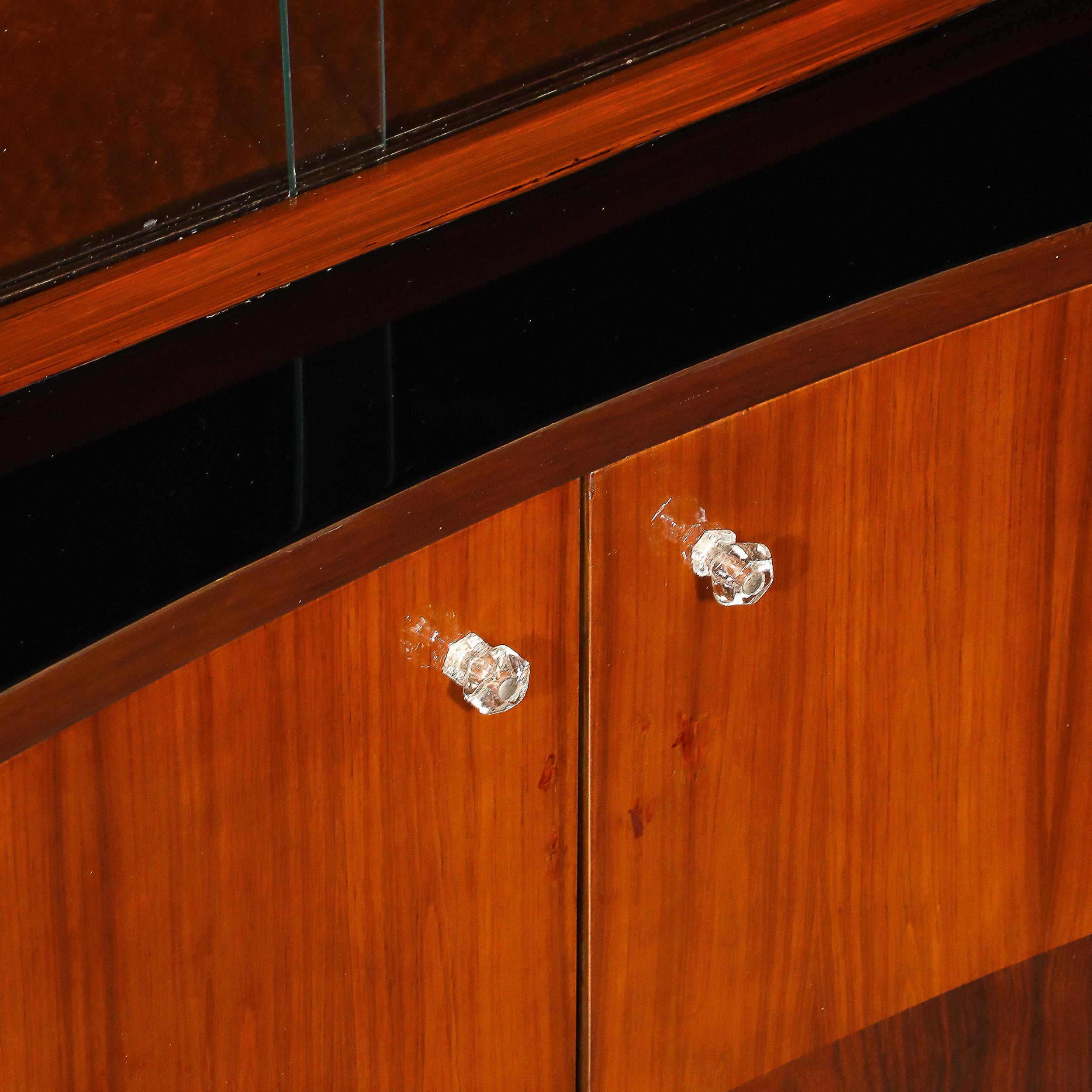 Art Deco Barschrank aus Nussbaum und Ulme mit schwarzen Lackakzenten (Glas) im Angebot