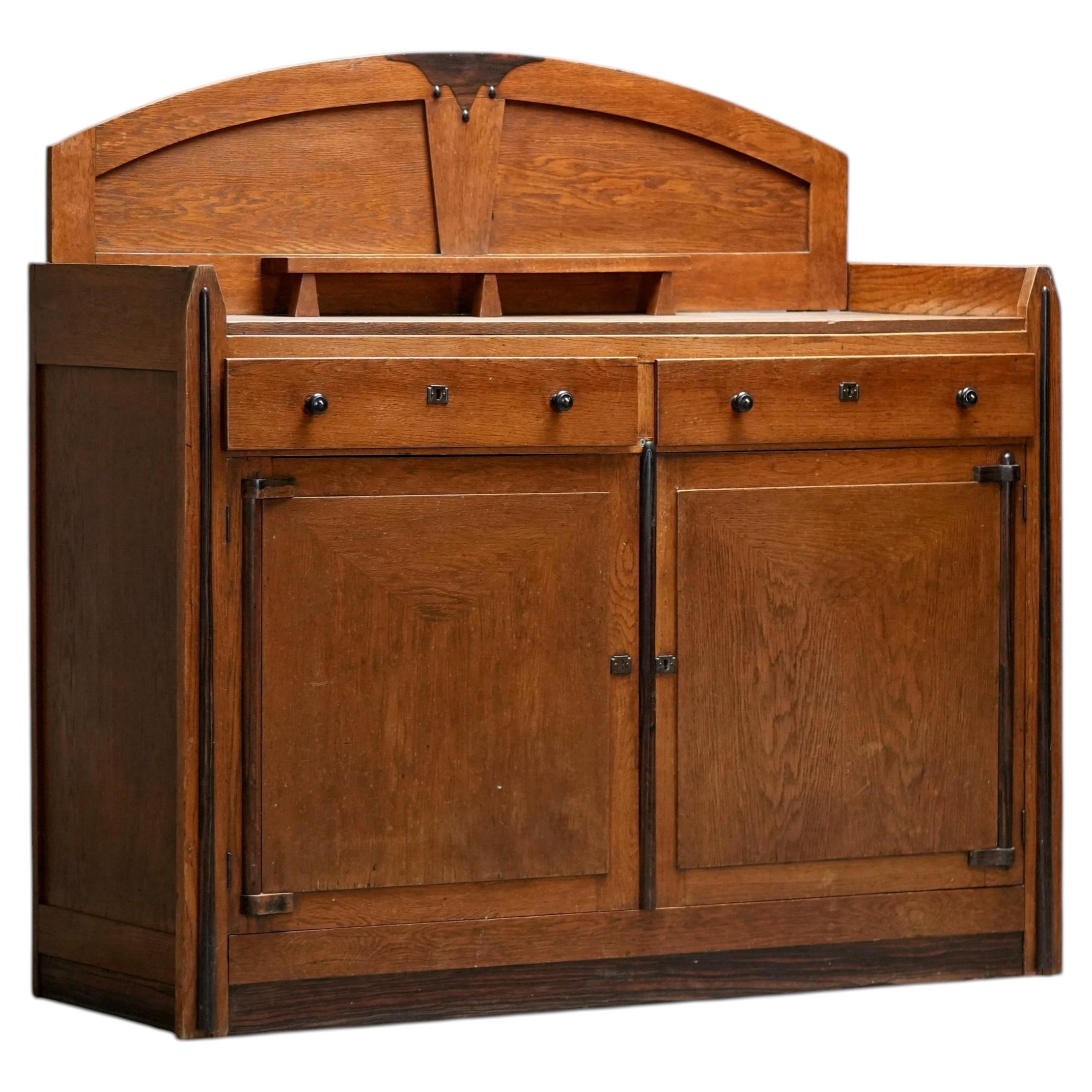 Art Deco Bar Cabinet in Solid Oak and Coromandel, Europe, 1930