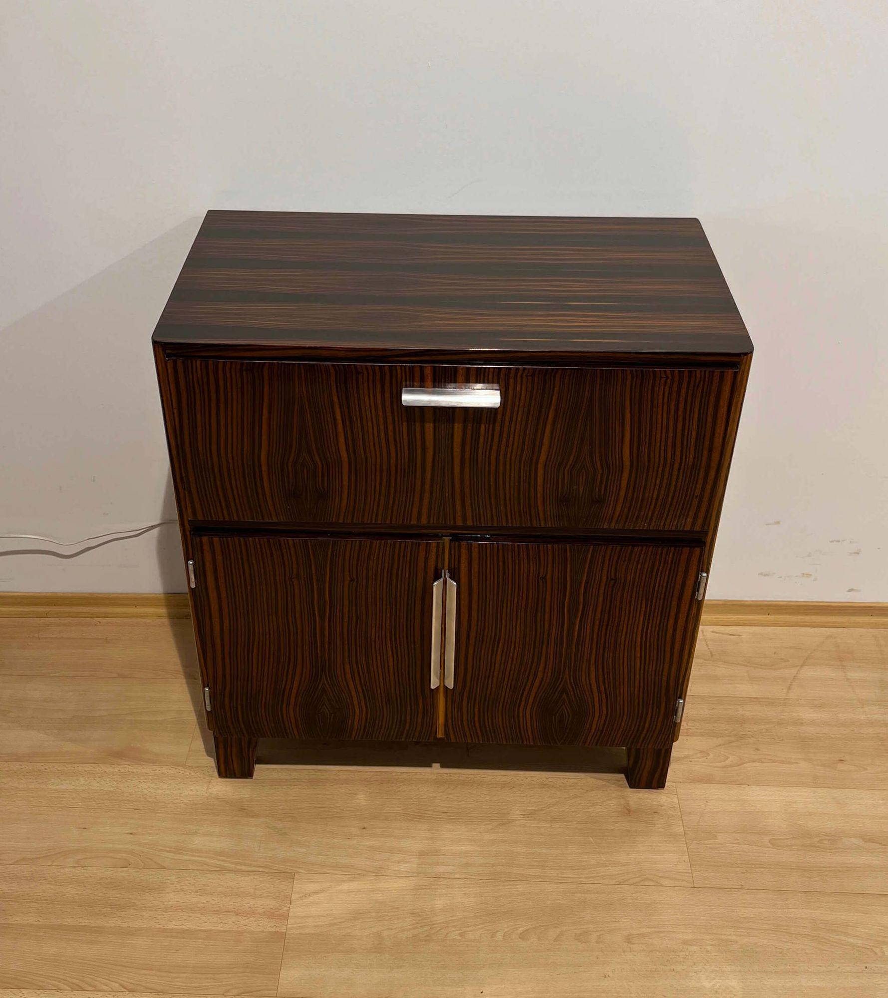 Meuble de bar Art déco, placage de Macassar, France, vers 1930 en vente 6