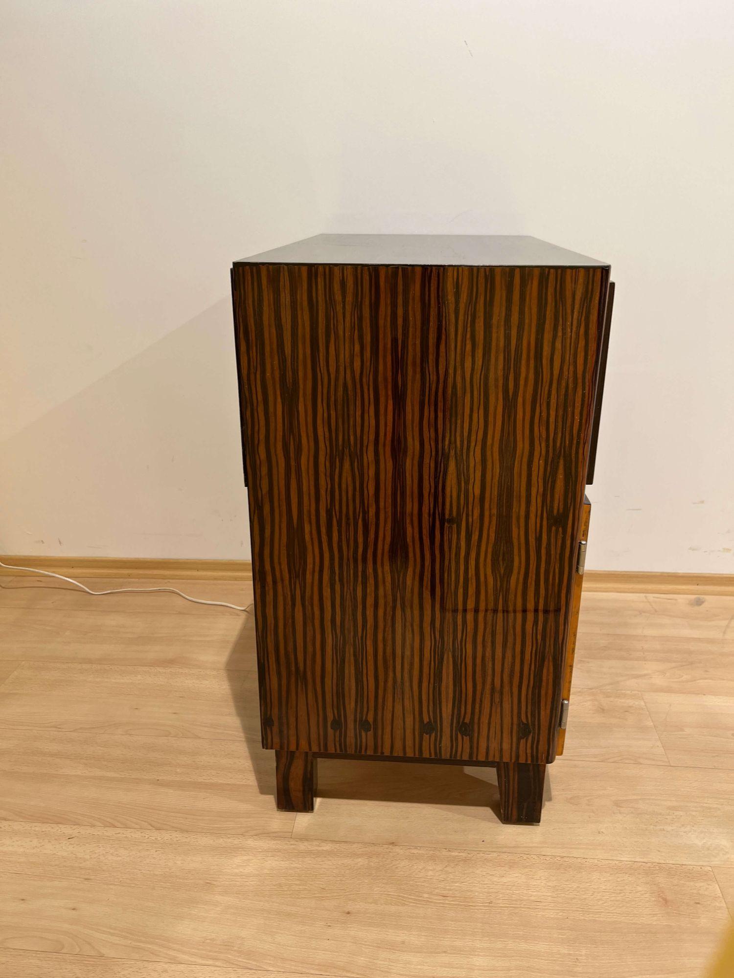 Meuble de bar Art déco, placage de Macassar, France, vers 1930 en vente 9
