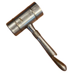 Art Deco "Bar Caddy" Doppelseitiger Jigger, Öffner und Eishammer von Chase and Co.