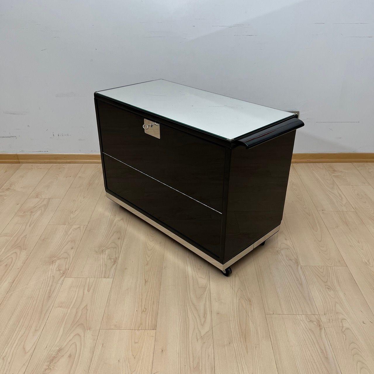 French Art Deco Bar Cart, Black Lacquer, Mahogany, Mirrors, Chrome, France circa 1930 For Sale