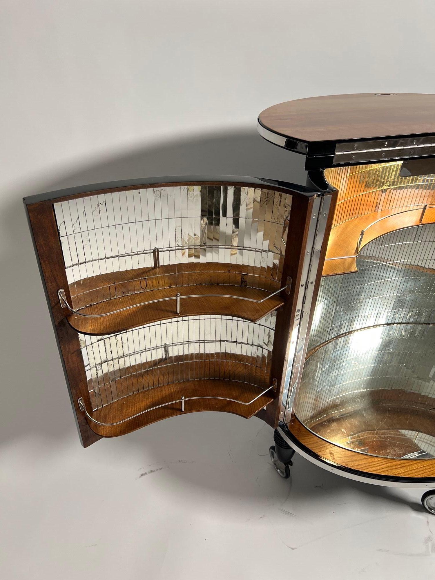 Art Deco Bar Cart, Black Lacquer, Mirrored, Lighting, France circa 1930 8