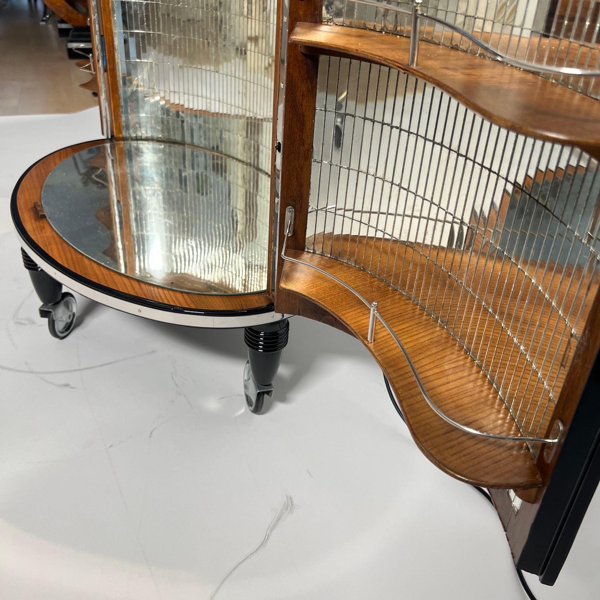 Art Deco Bar Cart, Black Lacquer, Mirrored, Lighting, France circa 1930 13