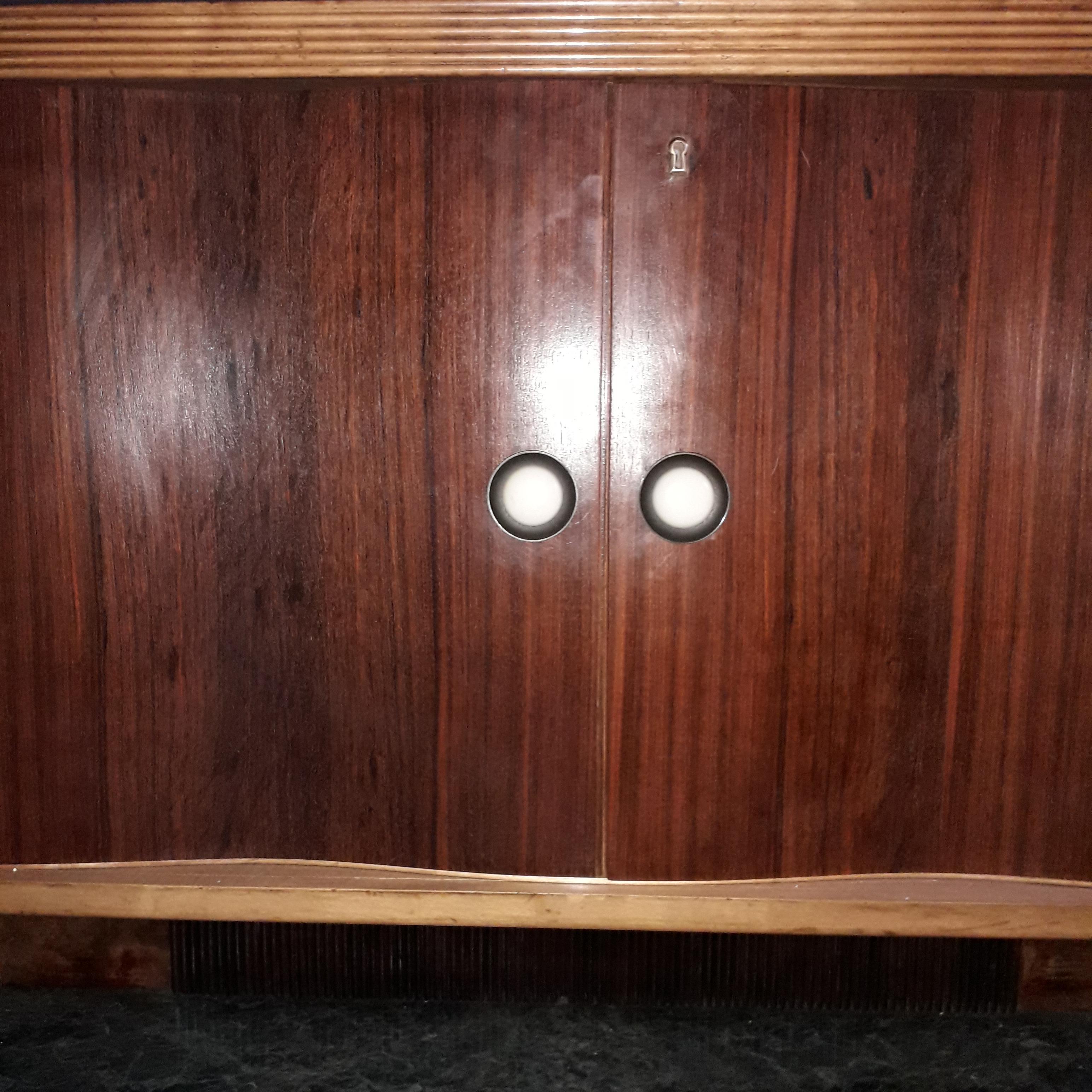 Art Deco Bar Credenza by Vittorio Dassi Italy In Good Condition For Sale In Longueil, FR