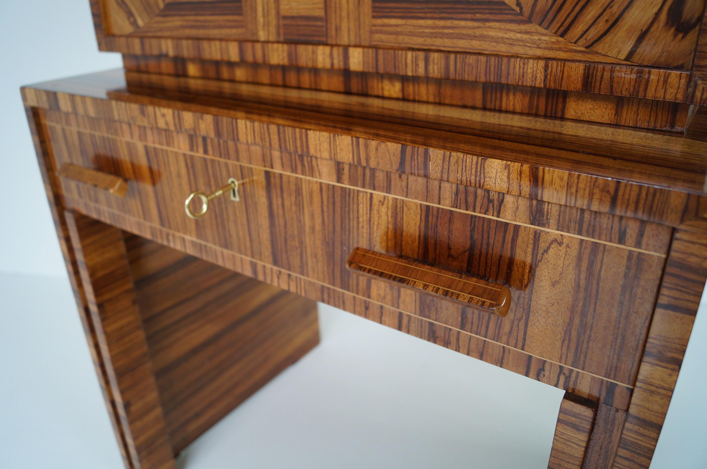Palissandro Bar Art Deco . in vendita
