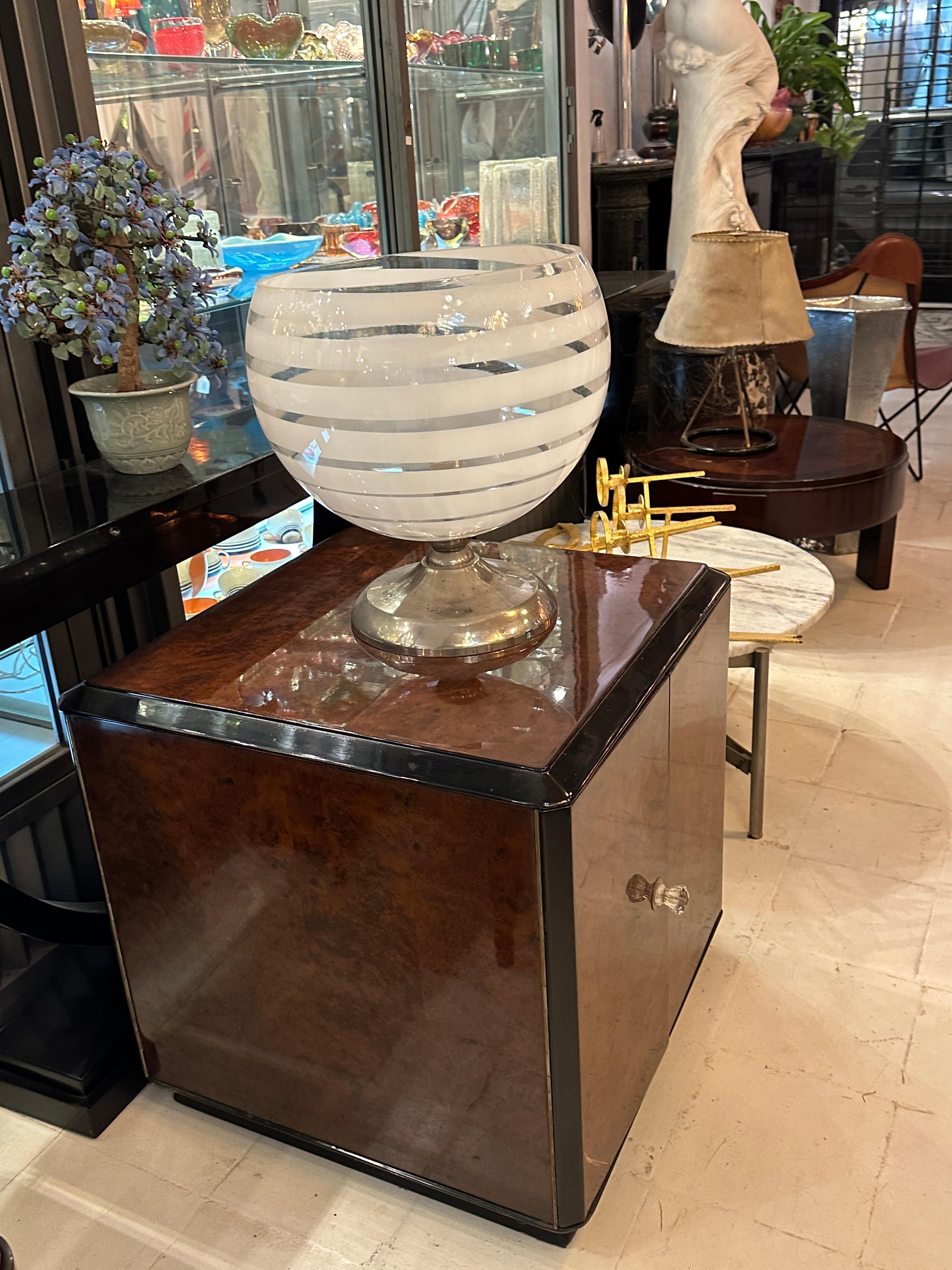 Bar Art Decó en Madera , puerta de los 2 lados opuestos, 1920, Francés en venta 5