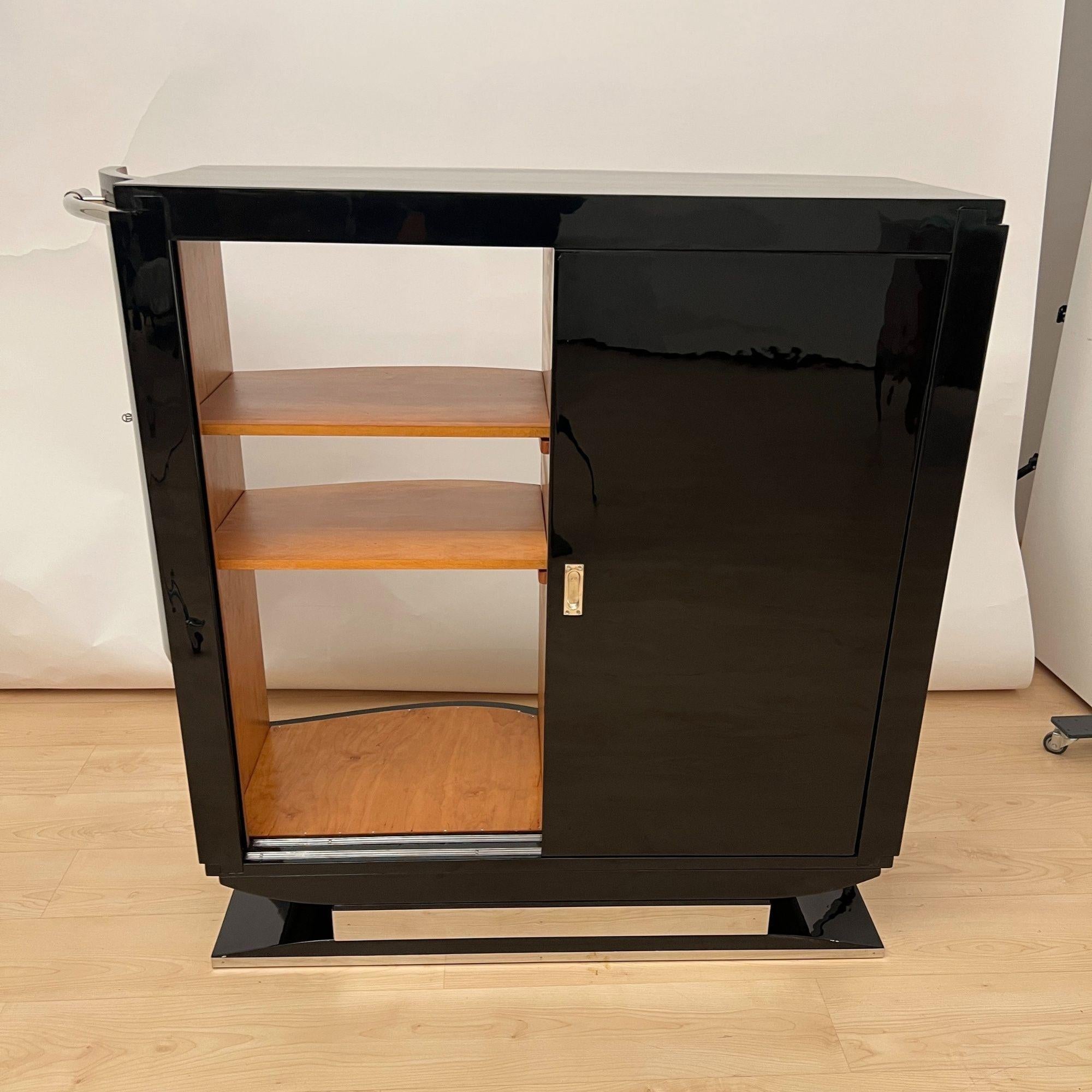 Buffet de bar Art Déco, laque noire et chrome, France circa 1930 en vente 1