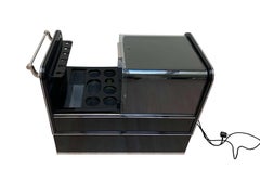 Mobile Art-Déco-Barwagen, schwarzer Lack und Chrom, England, um 1930