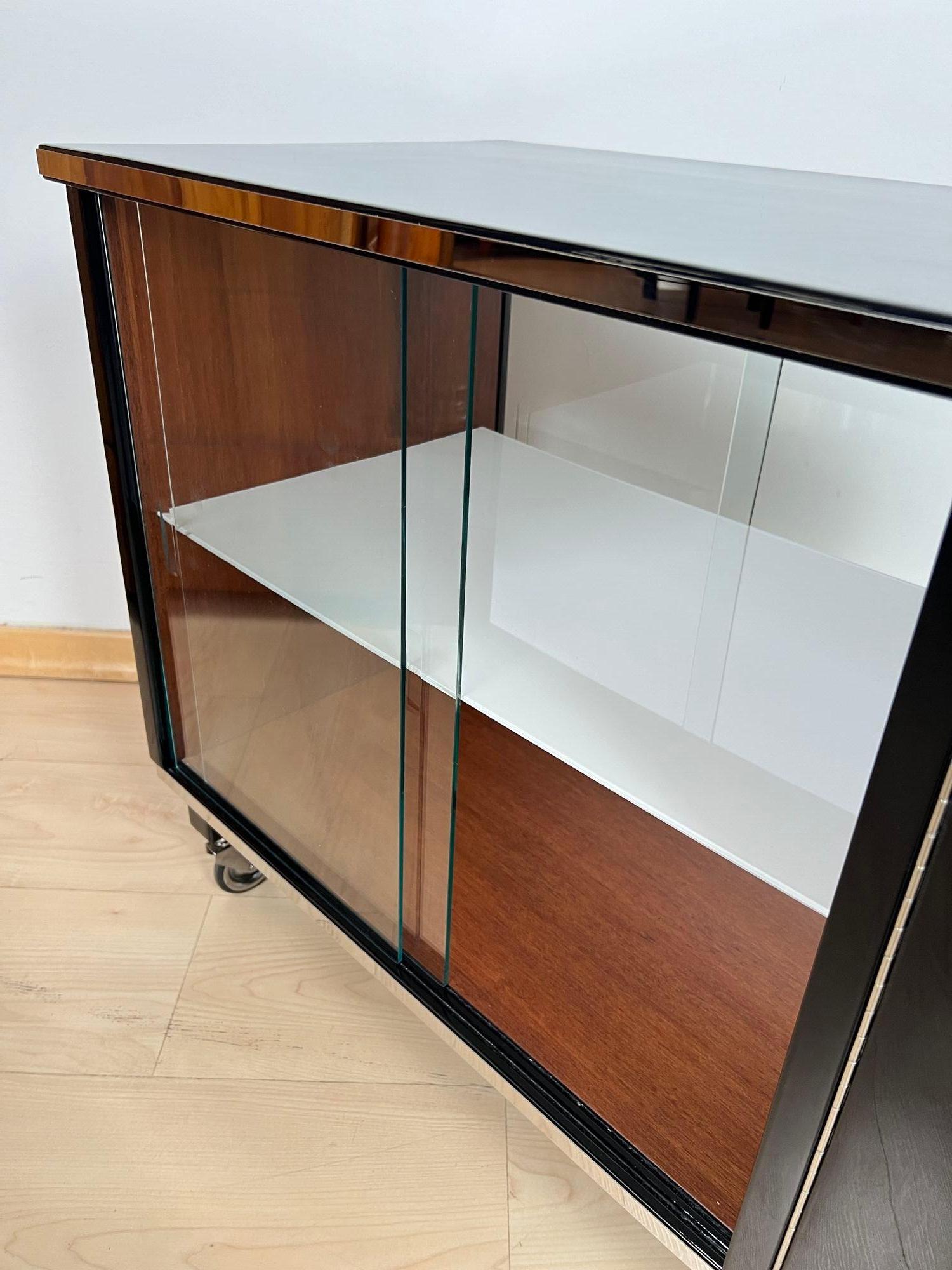 Art Deco Bar Trolley, Black Lacquer, Mahogany, Chrome, France circa 1930 5