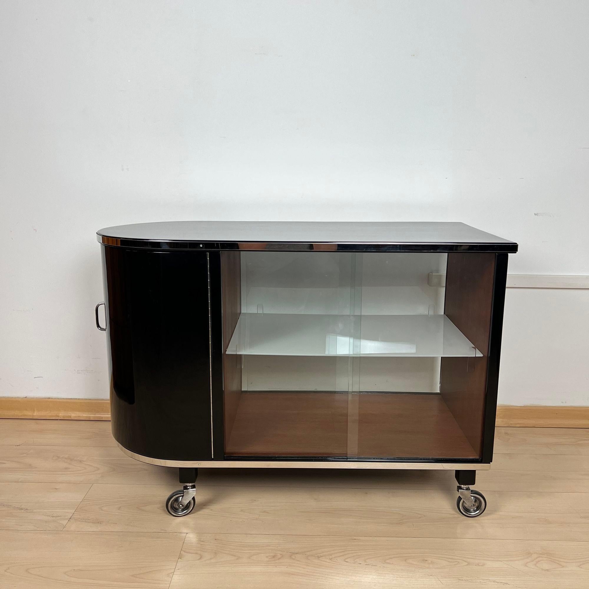 Mid-20th Century Art Deco Bar Trolley, Black Lacquer, Mahogany, Chrome, France circa 1930
