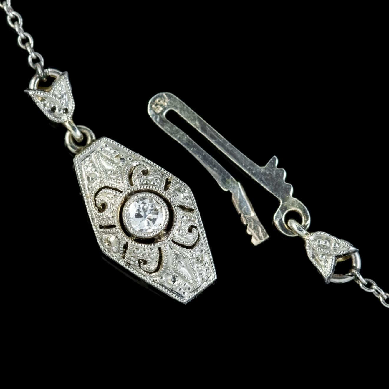 Art Deco Baroque Pearl Diamond Lavaliere Necklace 18ct Gold, Circa 1920 For Sale 2