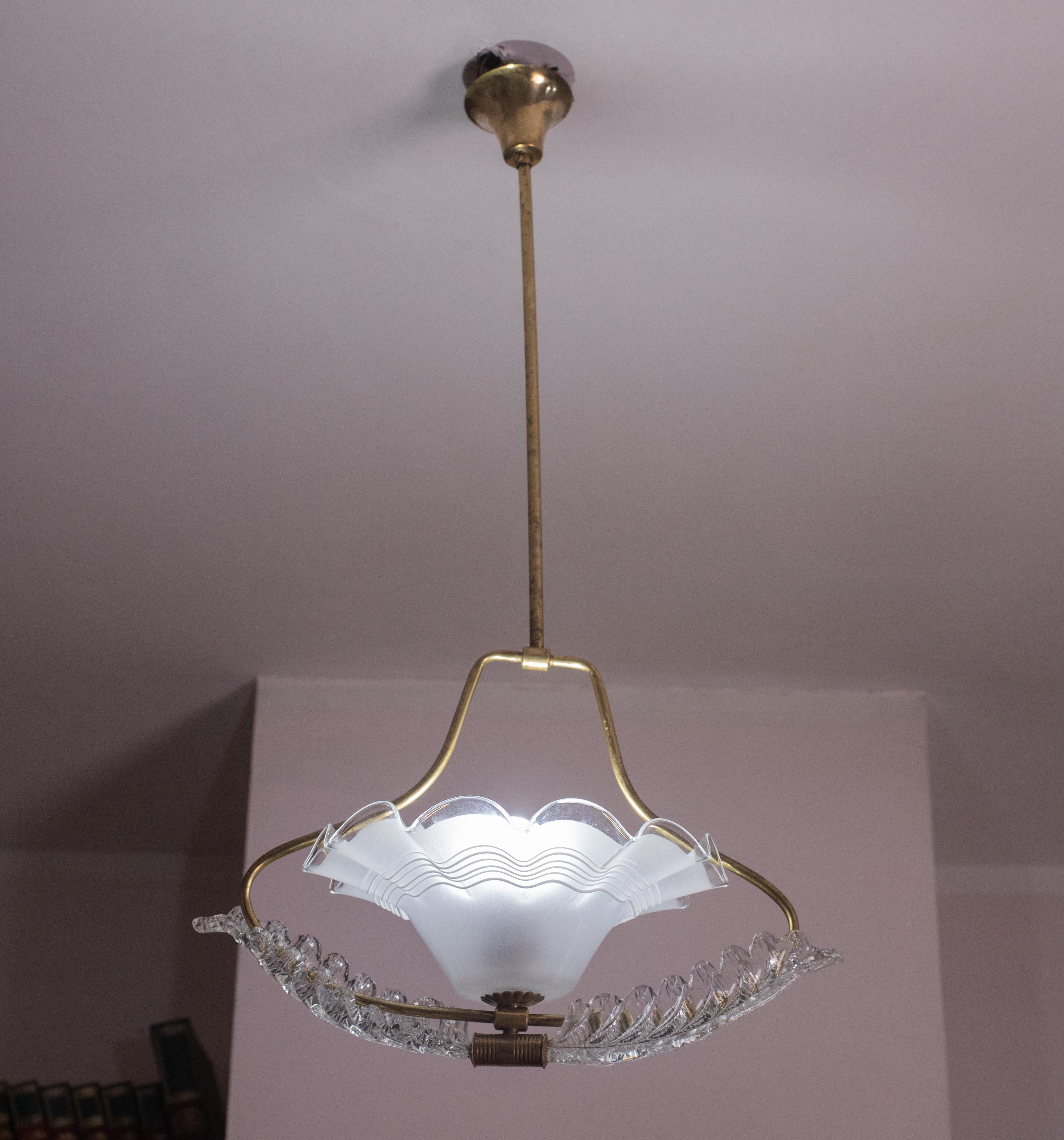 Stunning Art Deco style pendant made by the Barovier & Toso glassworks in the 1940s-1950s.
The chandelier is 80 cm tall with the rod, 40 cm in diameter.
It mounts one E27 light. 
The chandelier consists of 3 glass elements.
The glass, steel