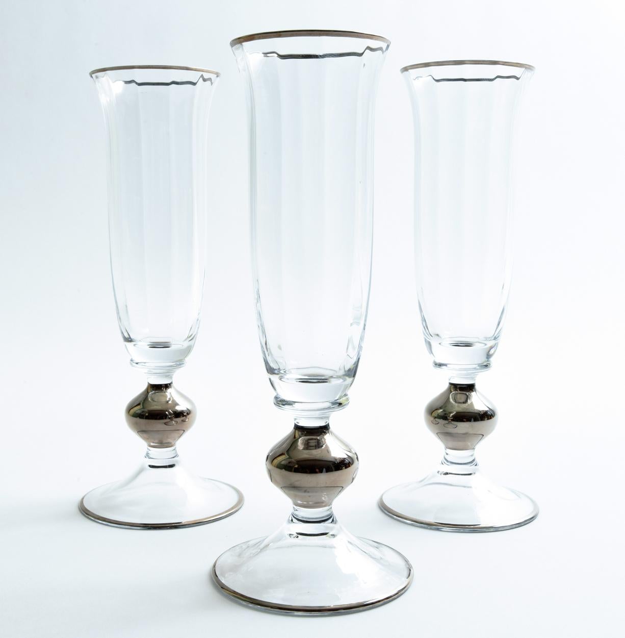 Mid-20th Century Art Deco Barware Crystal Champagne Flute Set Eight Pieces
