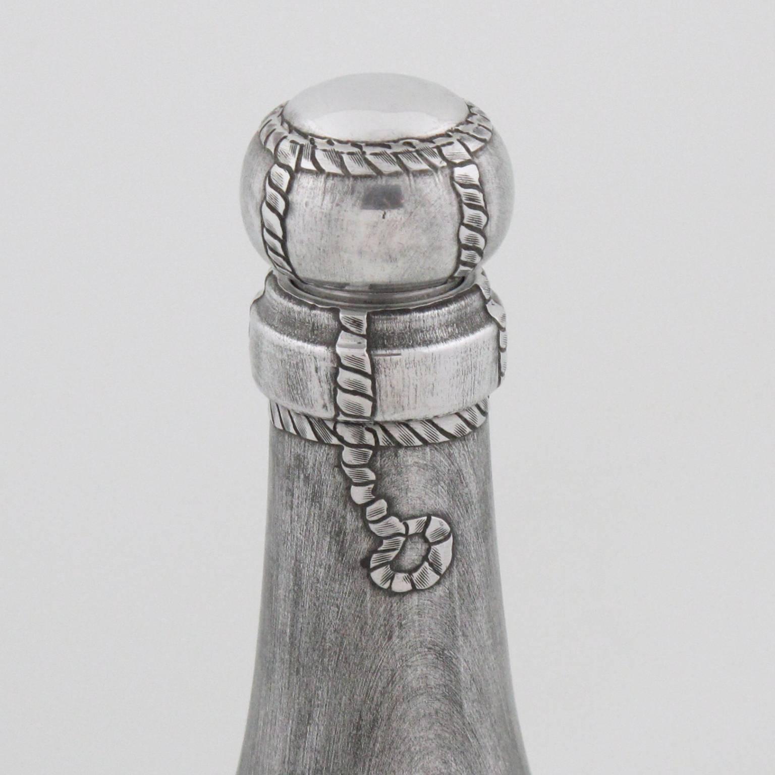 Art Deco Barware Polished Aluminum Champagne Bottle Cocktail Martini Shaker 2