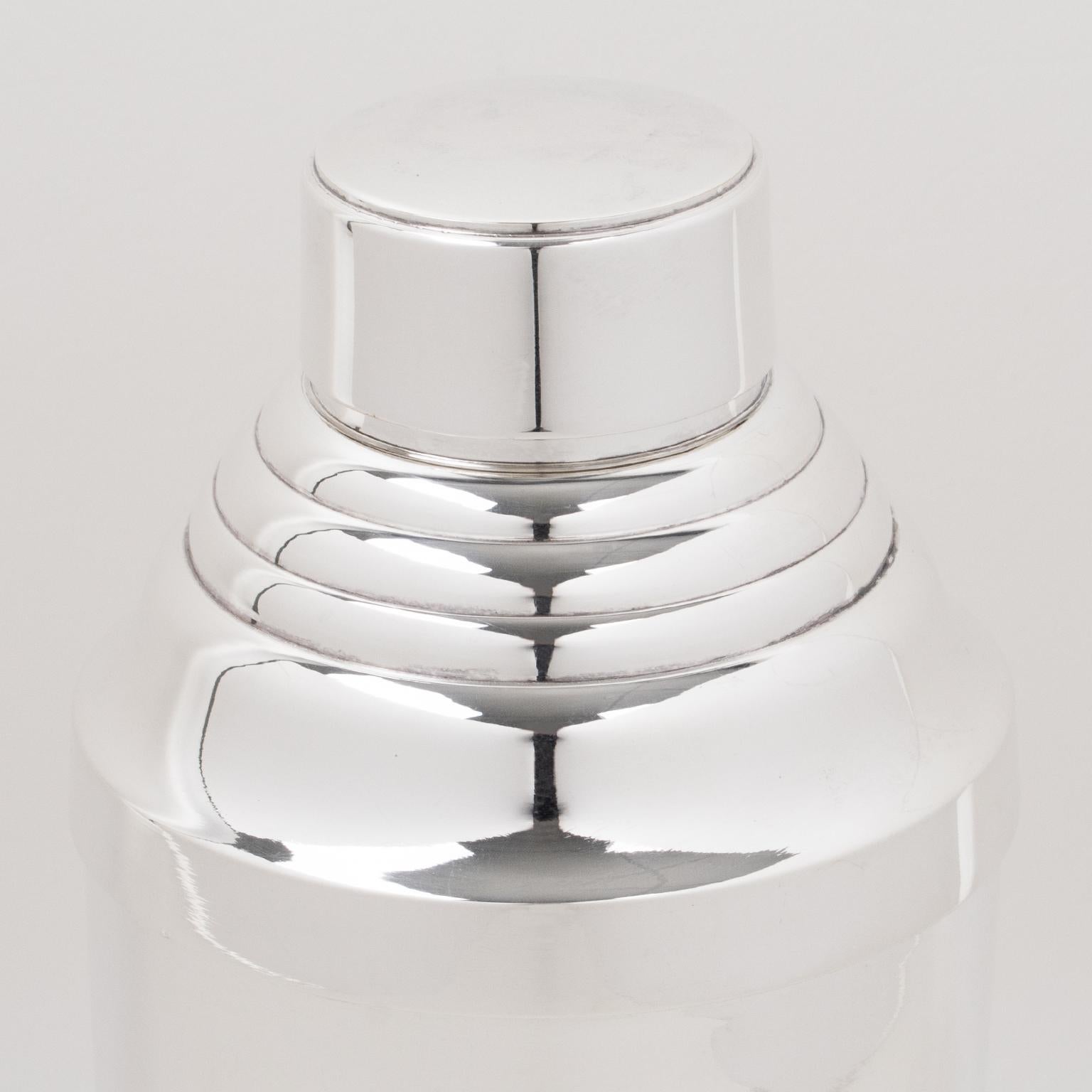 Metal Art Deco Barware Silver Plate Cocktail Shaker and Six Glasses, France 1940s For Sale