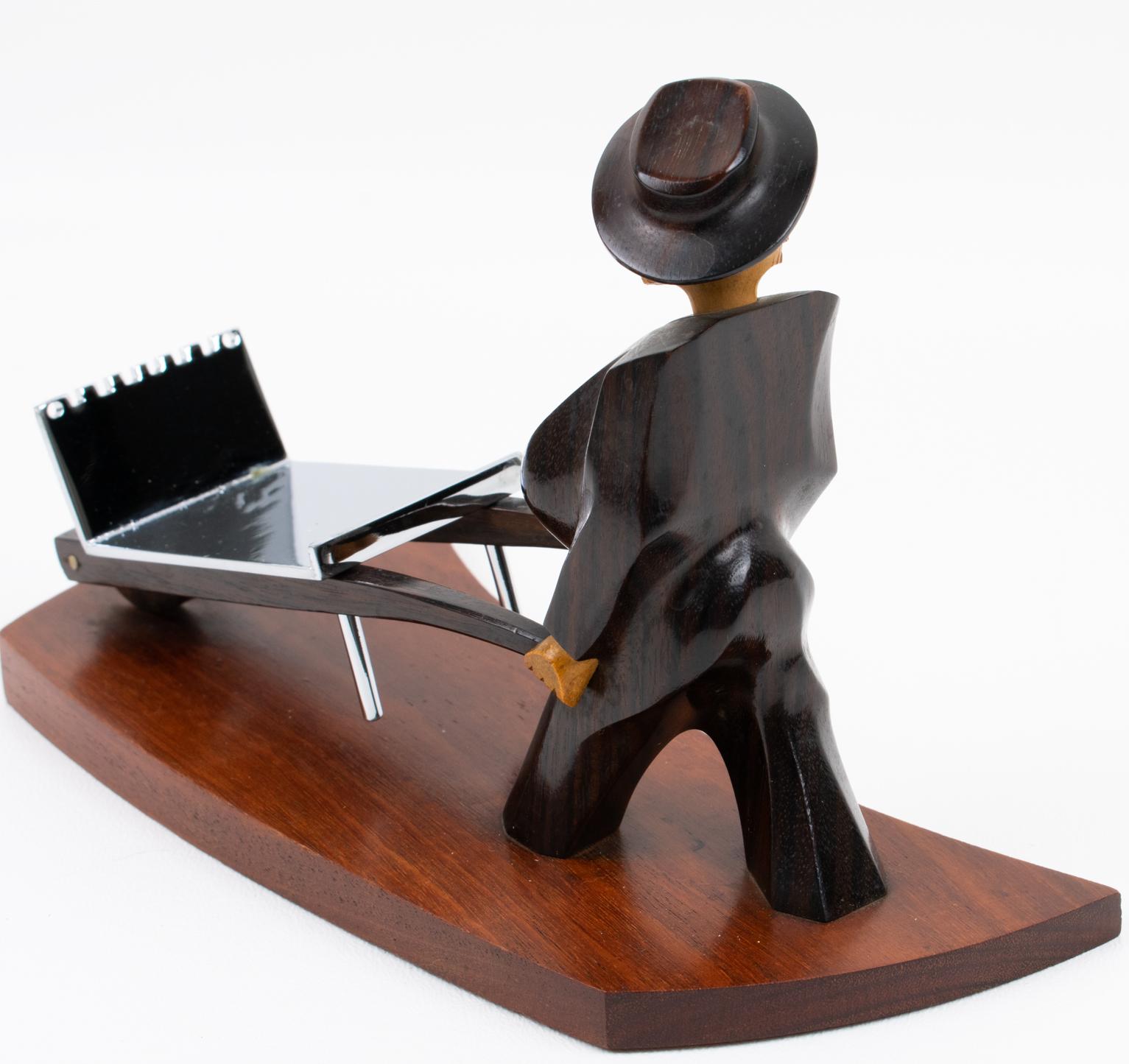 Picks da cocktail in legno e metallo in stile Art Déco, uomo con carriola in vendita 4