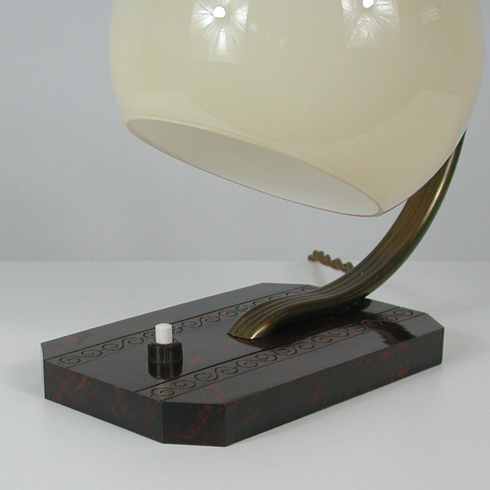 Art Deco Bauhaus Bakelite and Opaline Table Lamp, 1930s 5