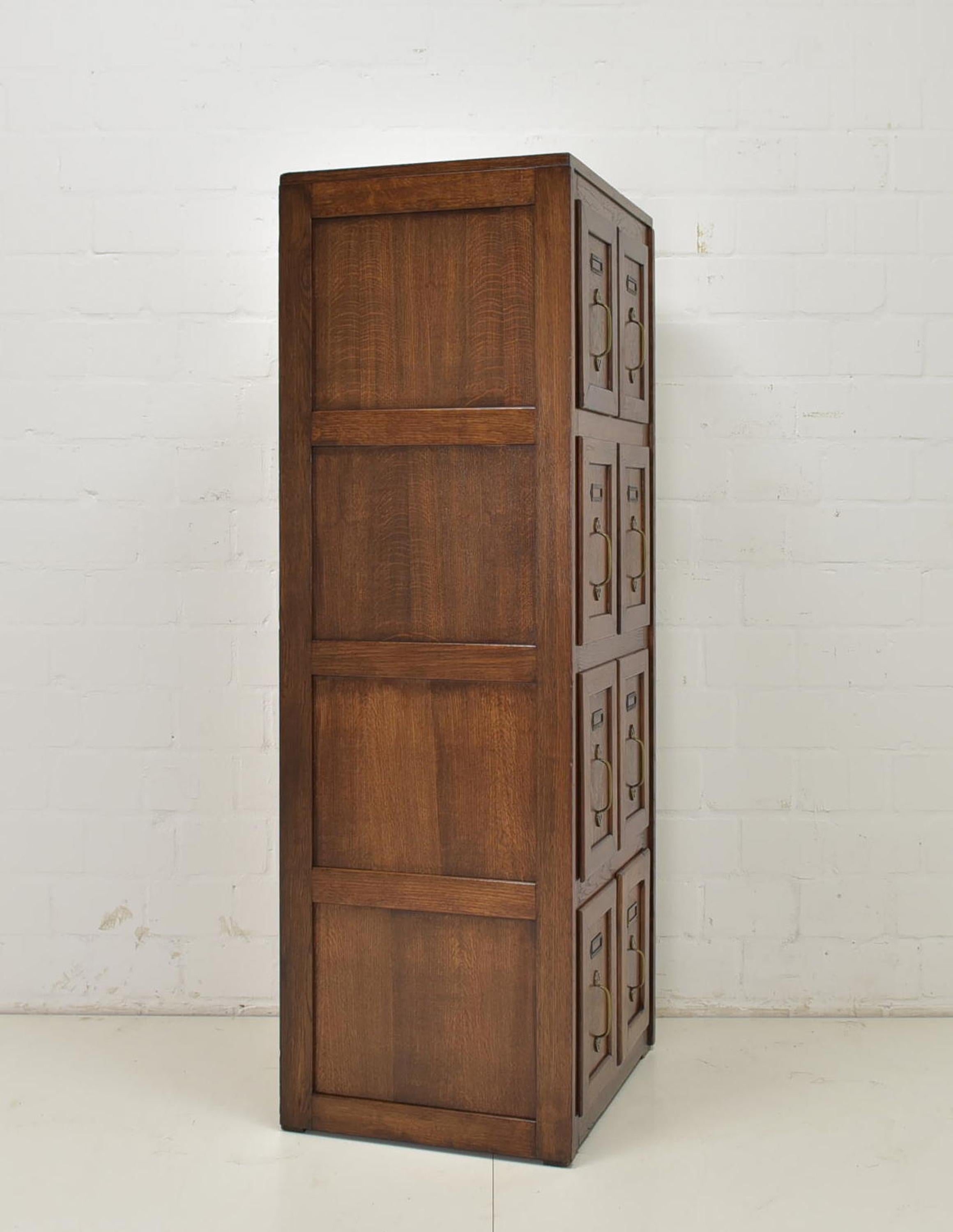 Art Deco Bauhaus Drawer Cabinet / File Cabinet Narrow in Oak, 1925 6