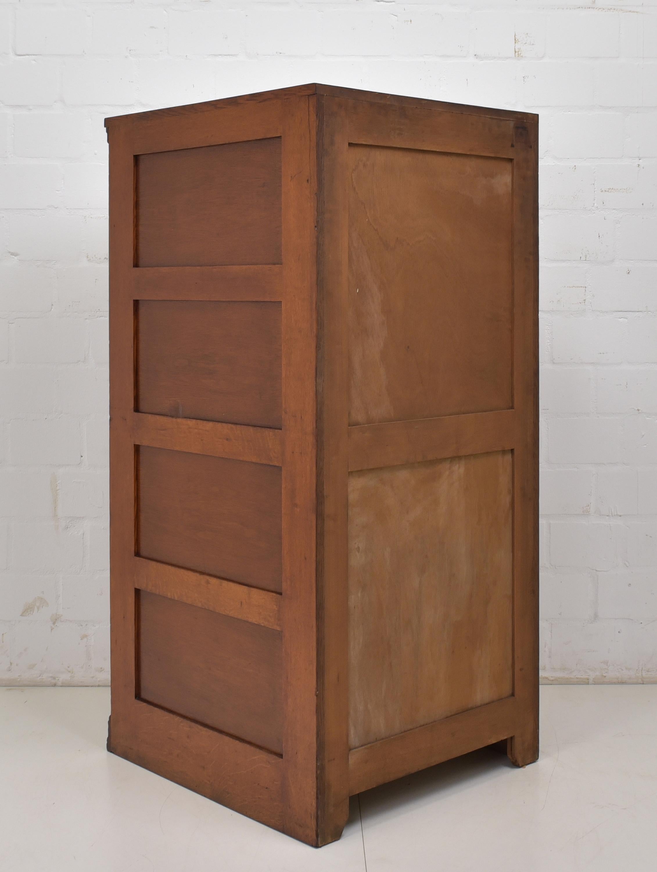 Art Deco Bauhaus Drawer Cabinet / File Cabinet Narrow in Oak, 1935 7