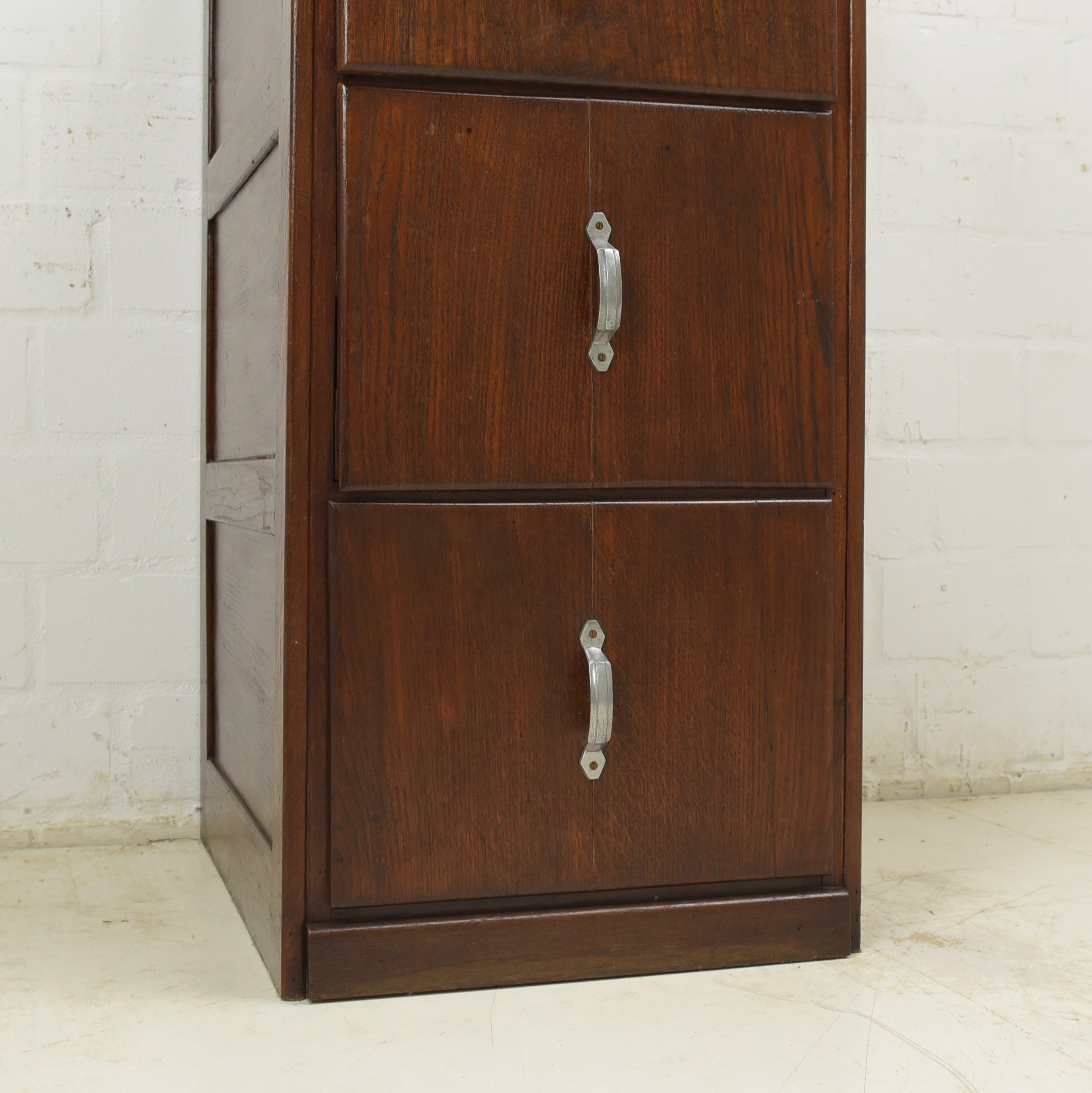 Art Deco Bauhaus Drawer Cabinet / Small File Cabinet, 1930 For Sale 4