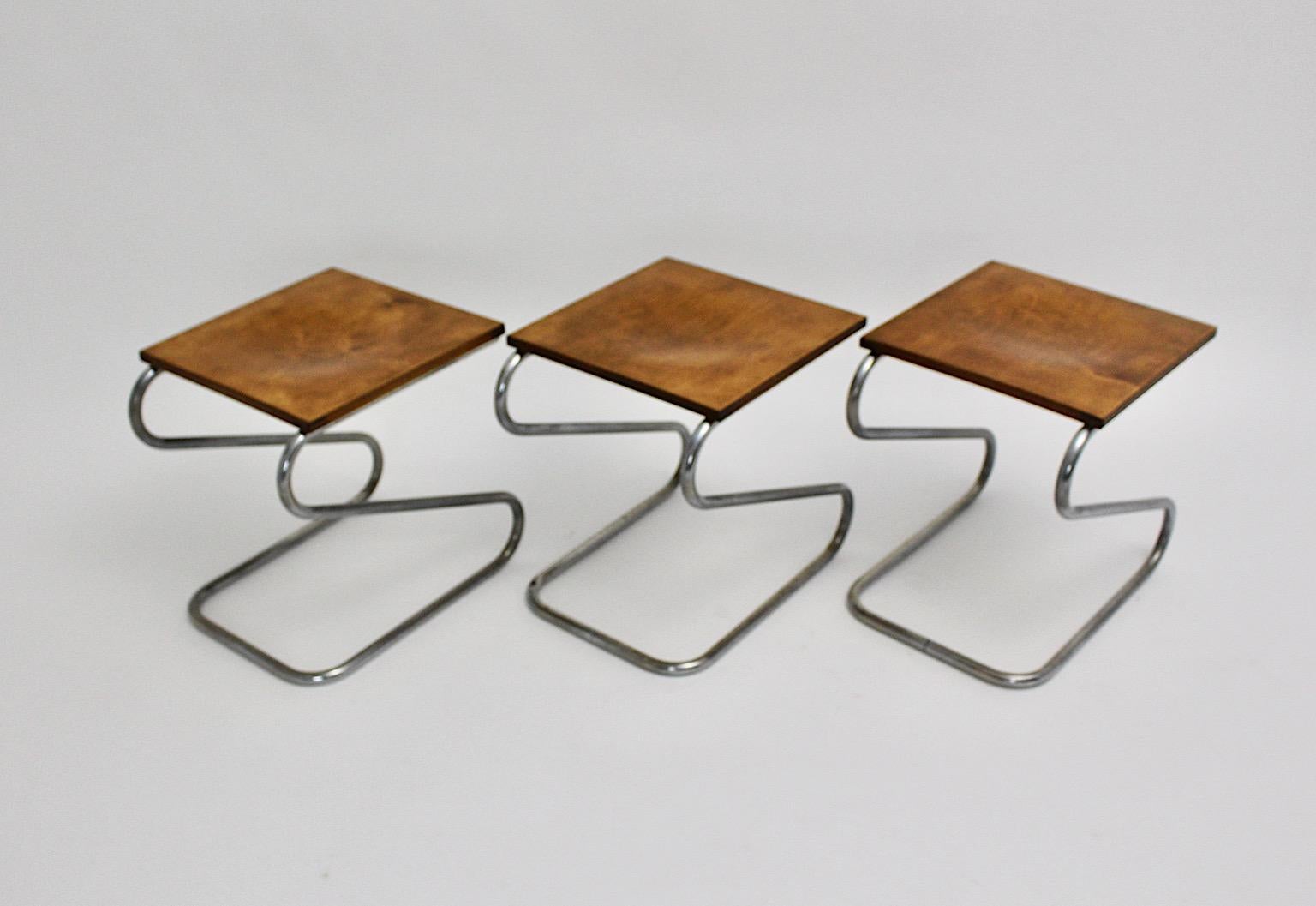 Drei verchromte Metallhocker aus der Bauhaus-Ära, 1930er Jahre, Deutschland, Vintage, Art déco im Angebot 4