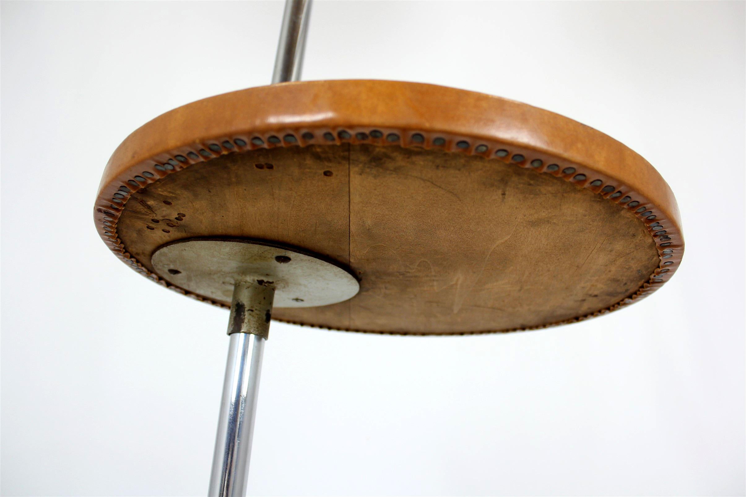 Lampadaire Bauhaus, années 1940 en vente 10