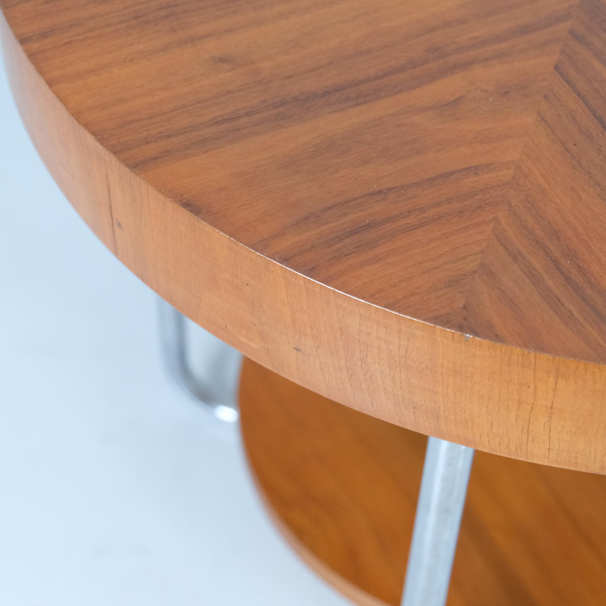 Cromo Art Deco / Bauhaus Round Wooden Table with Tubular Steel legs, Circa 1930s in vendita