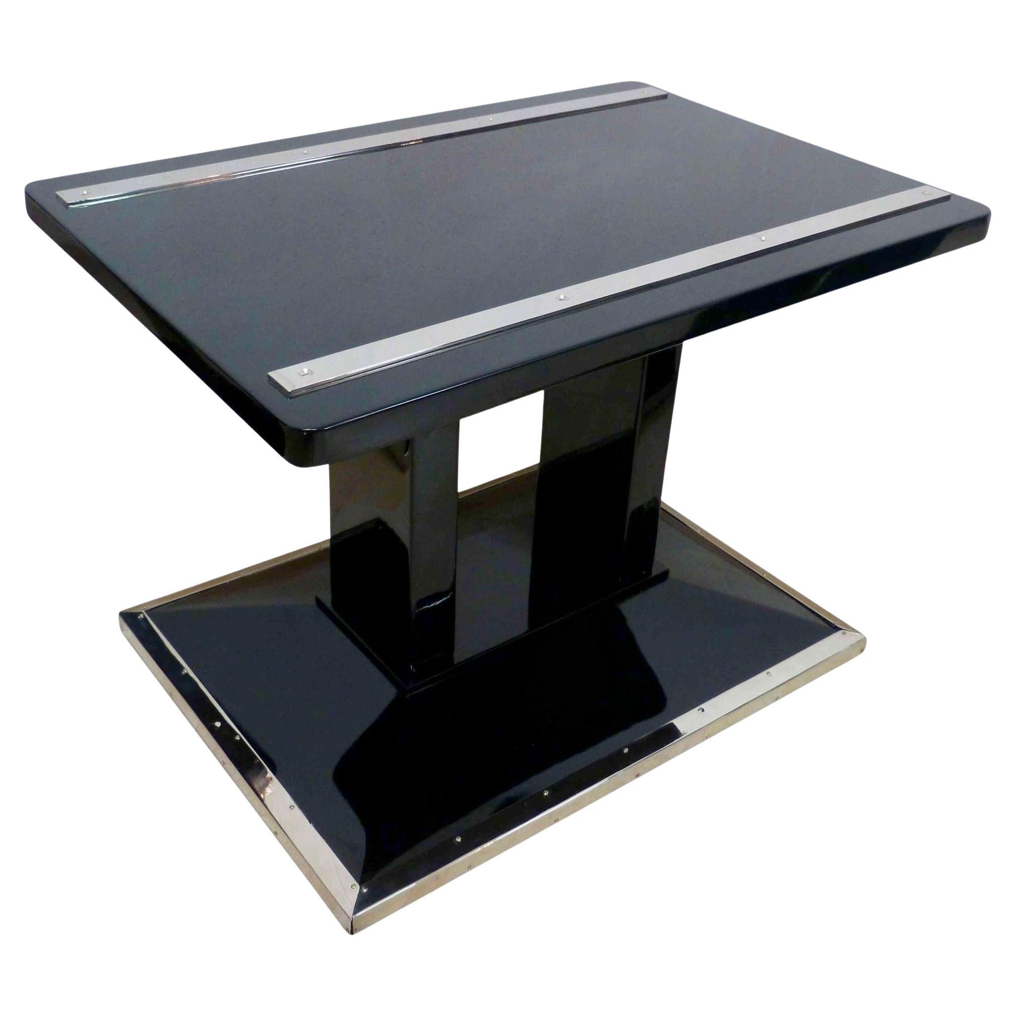 Art Deco / Bauhaus Side Table, Black Lacquer, Chromed, Austria, circa 1920