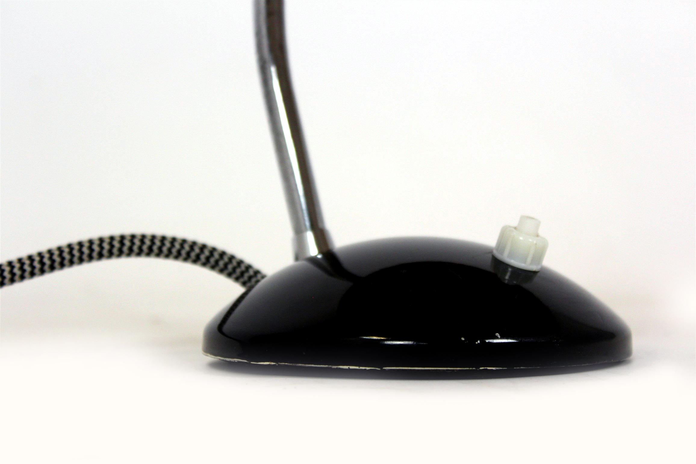 Art Deco Bauhaus Style Table Lamp, 1940s For Sale 6