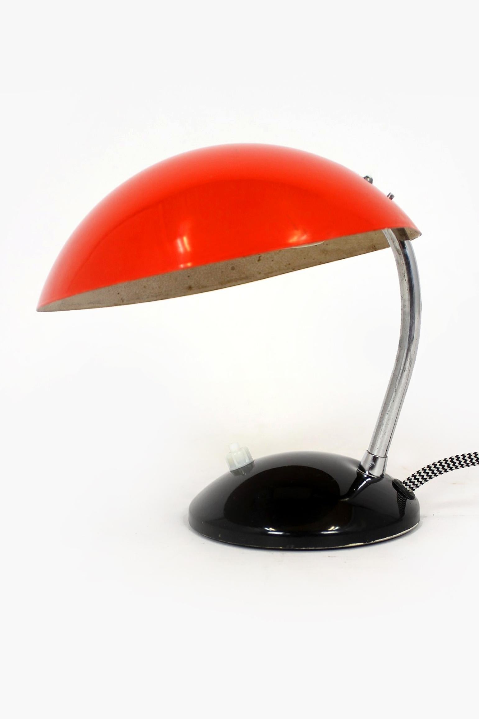 Acier Lampe de bureau Art Déco Bauhaus, années 1940 en vente