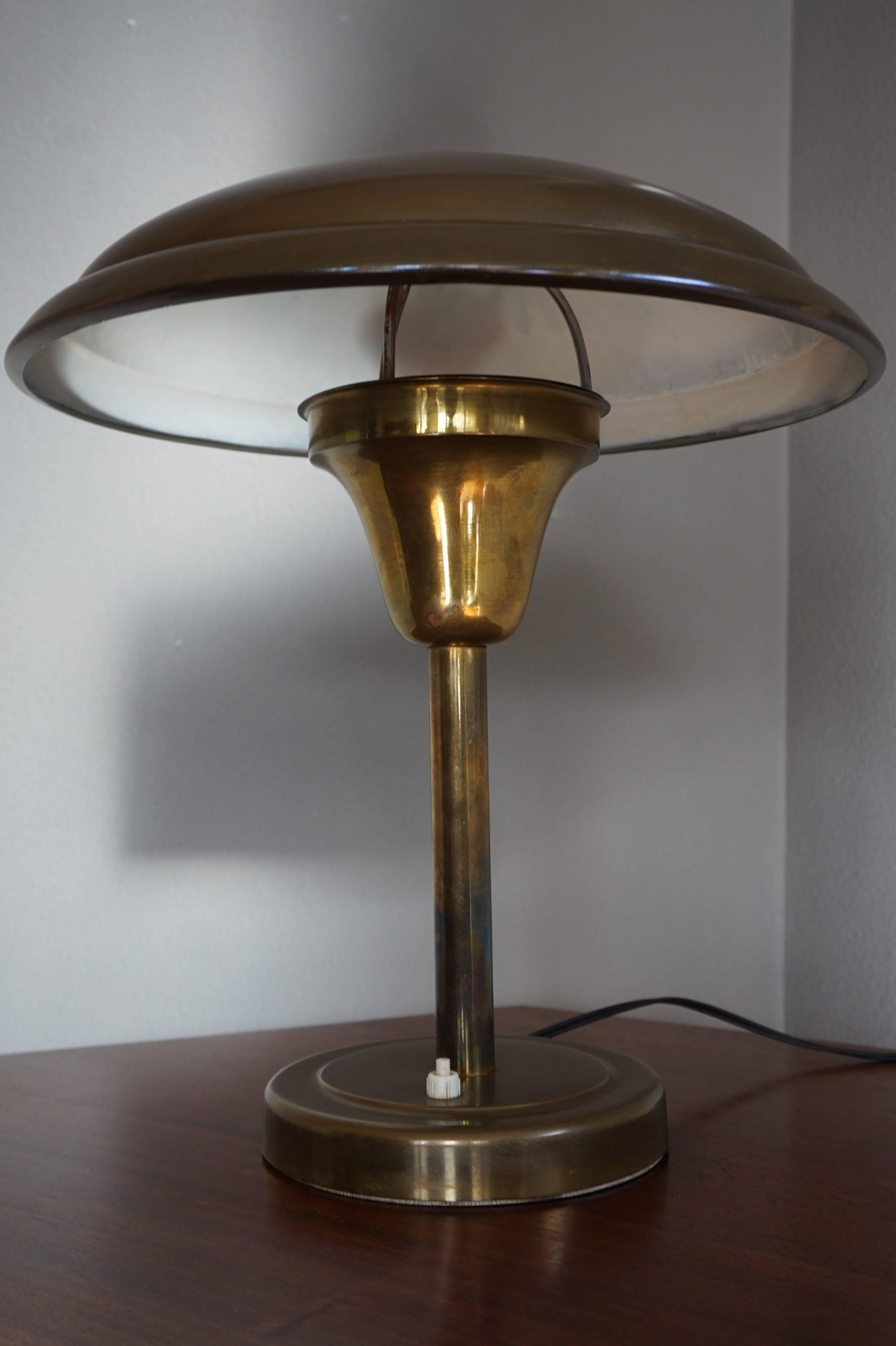 Art Deco Bauhaus Style Table or Desk Lamp, Copper Metal Dish Design Lamp Shade For Sale 8