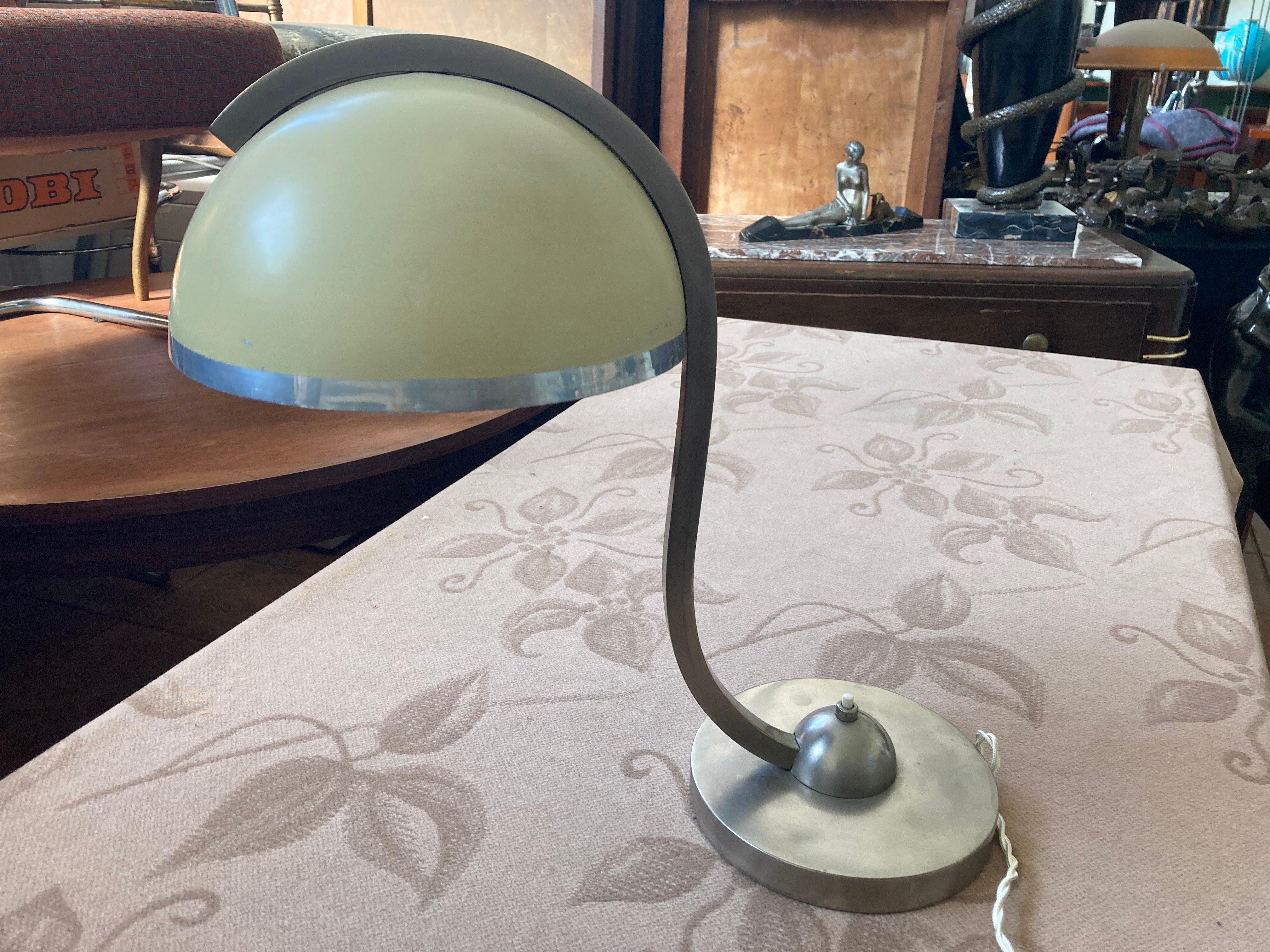 Art Deco, Bauhaus Table Lamp, Industrial Design 1930s For Sale 1